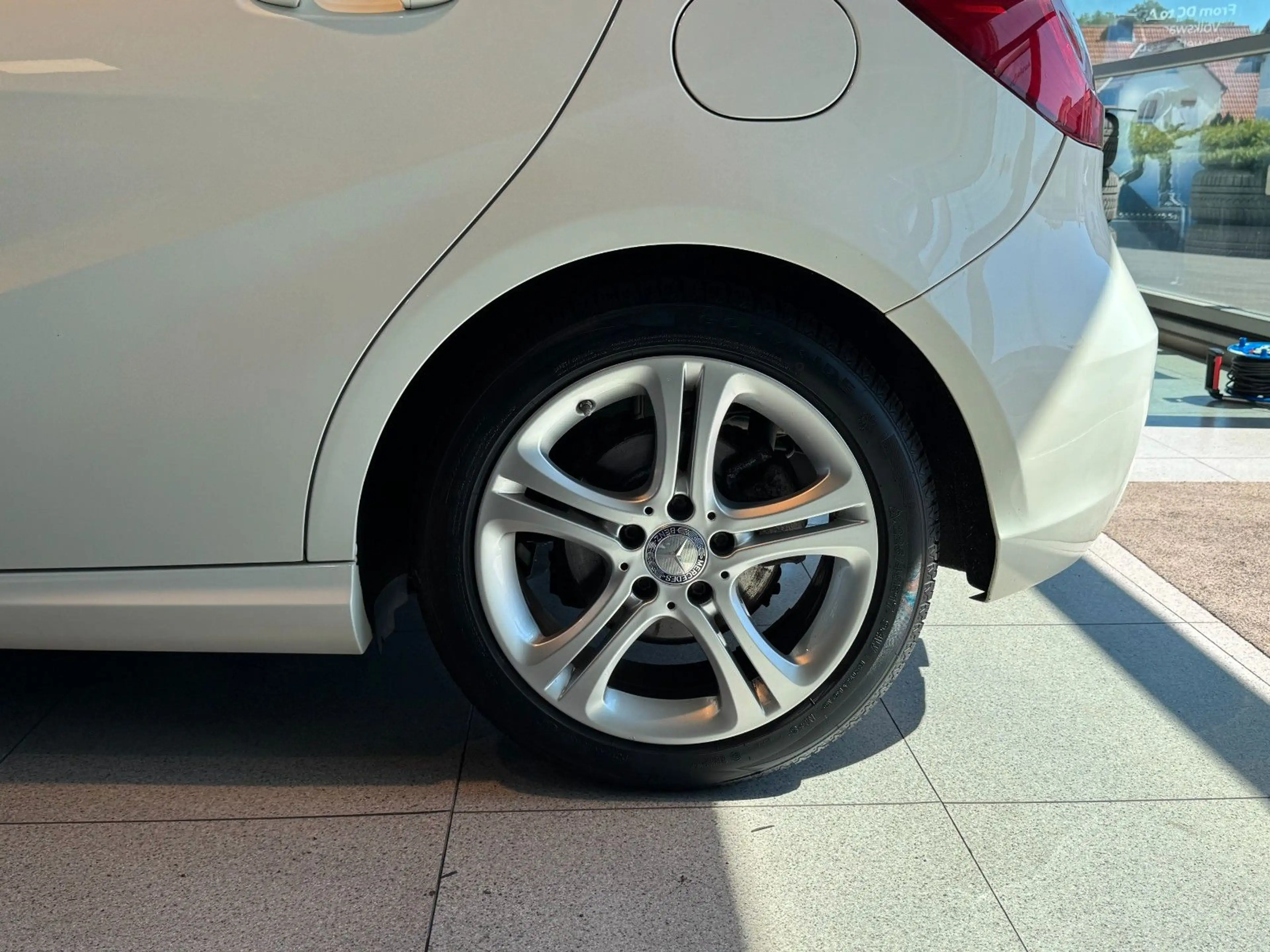 Mercedes-Benz A 180 BlueEfficiency Automatik URBAN AHK — photo 5