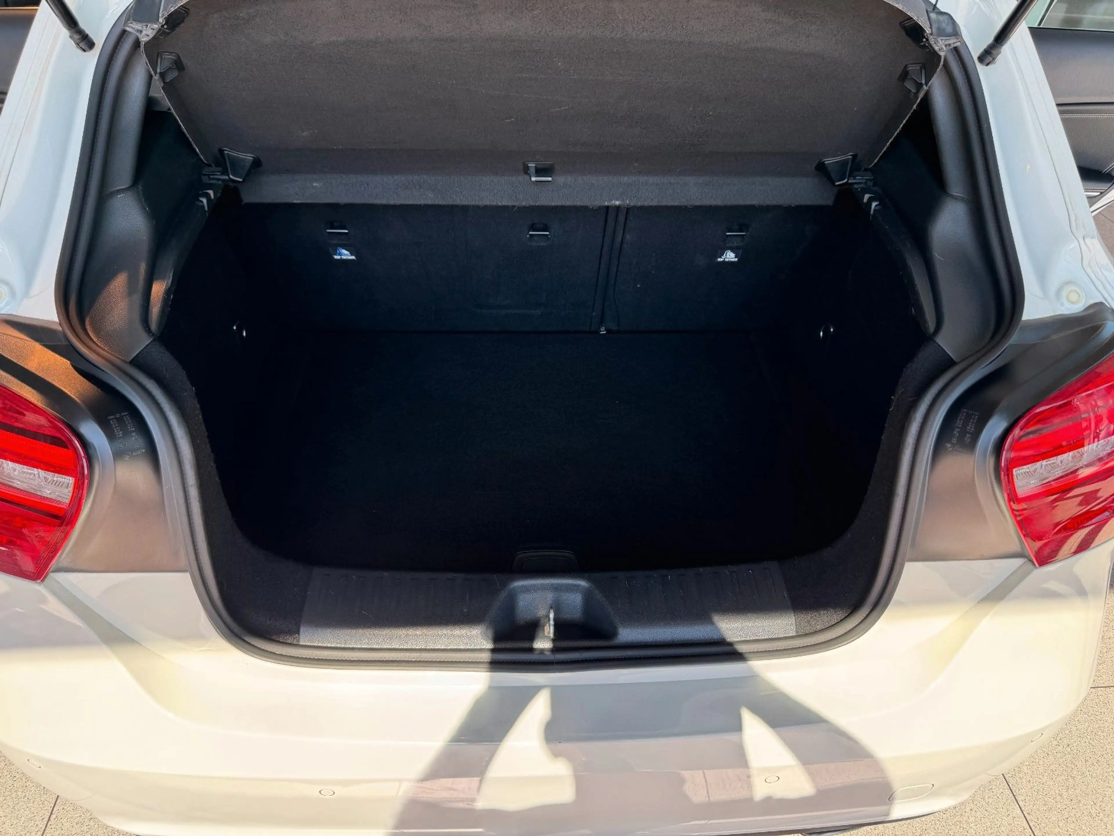Mercedes-Benz A 180 BlueEfficiency Automatik URBAN AHK — photo 17