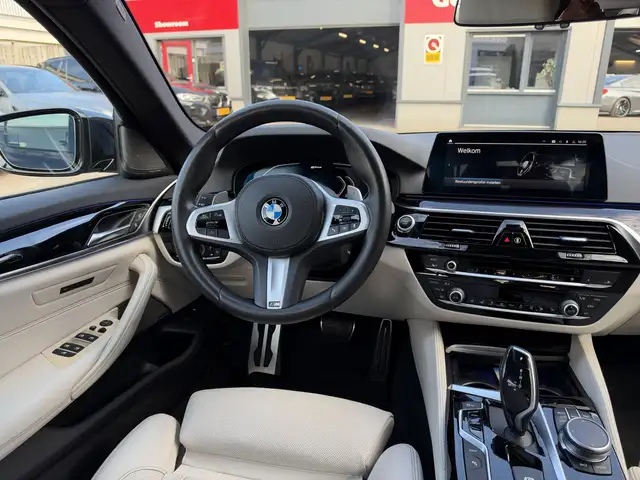 BMW 5 Series view 2