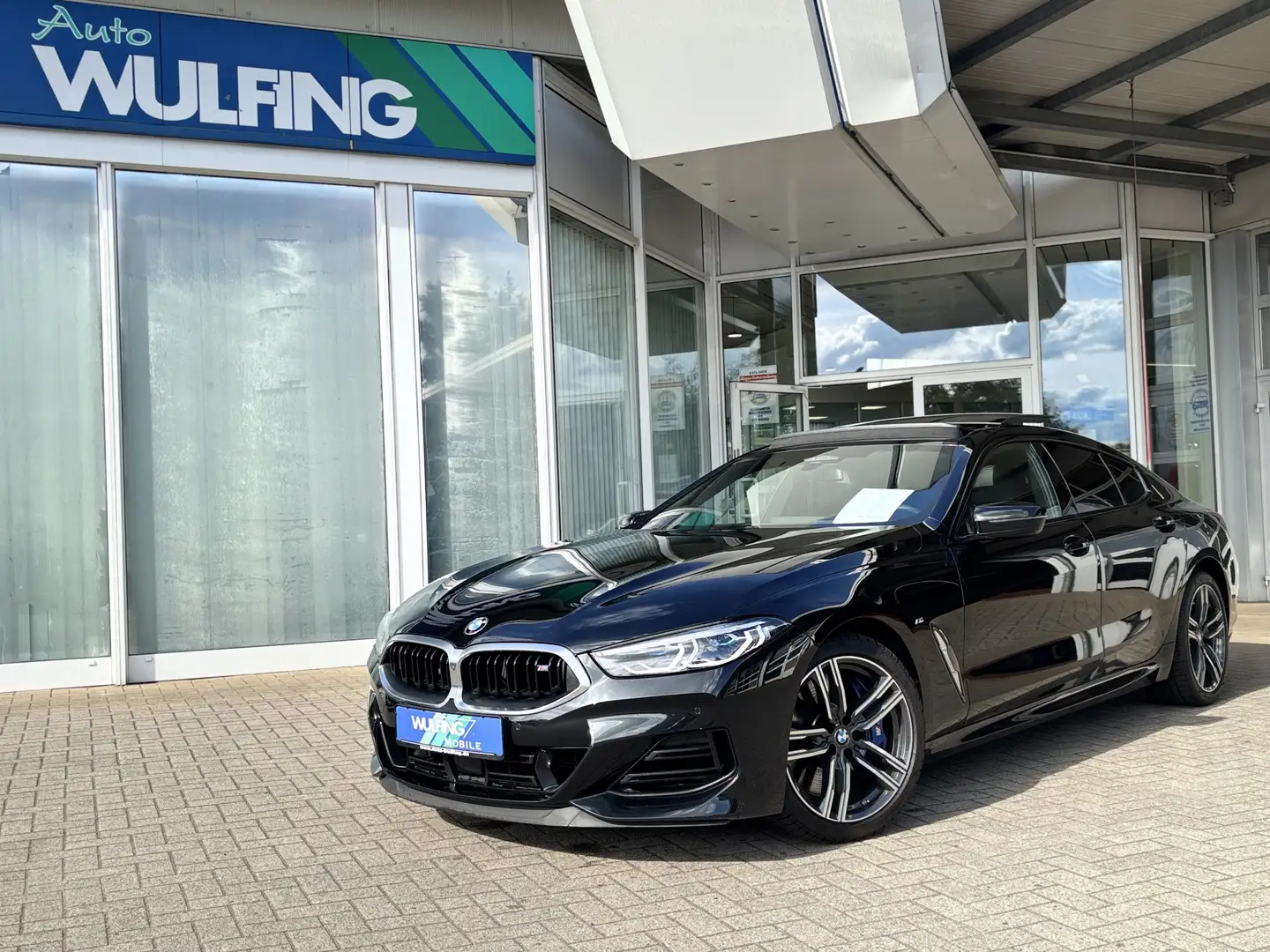 BMW M850 i xDrive PANO ACC LEDERVOLL!!1. Hd. Schwarz - 1
