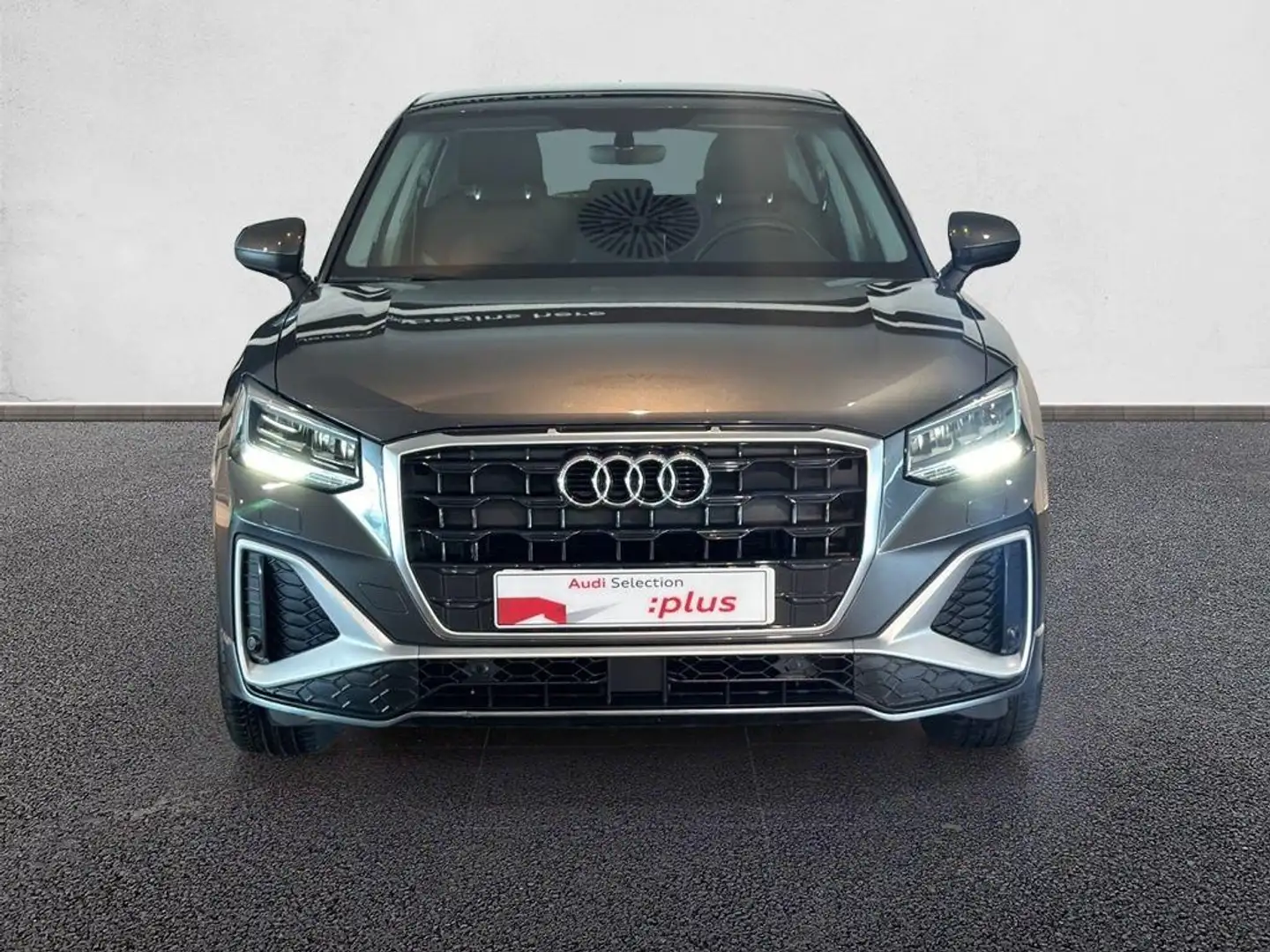 Audi Q2 30 TFSI Adrenalin 85kW Gris - 2