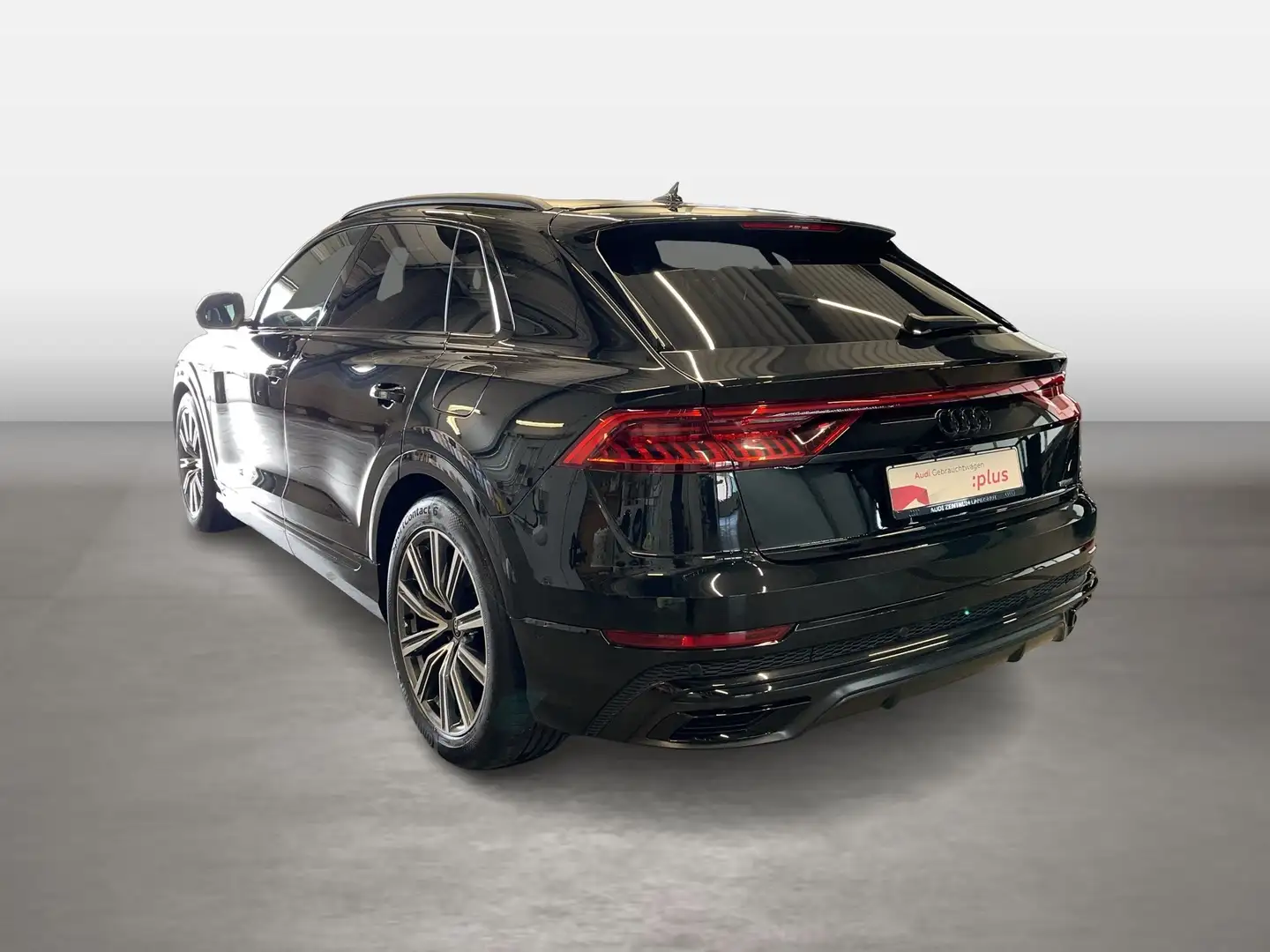 Audi Q8 60 TFSIe quattro tiptronic Matrix 4xSHZ ACC Zwart - 2