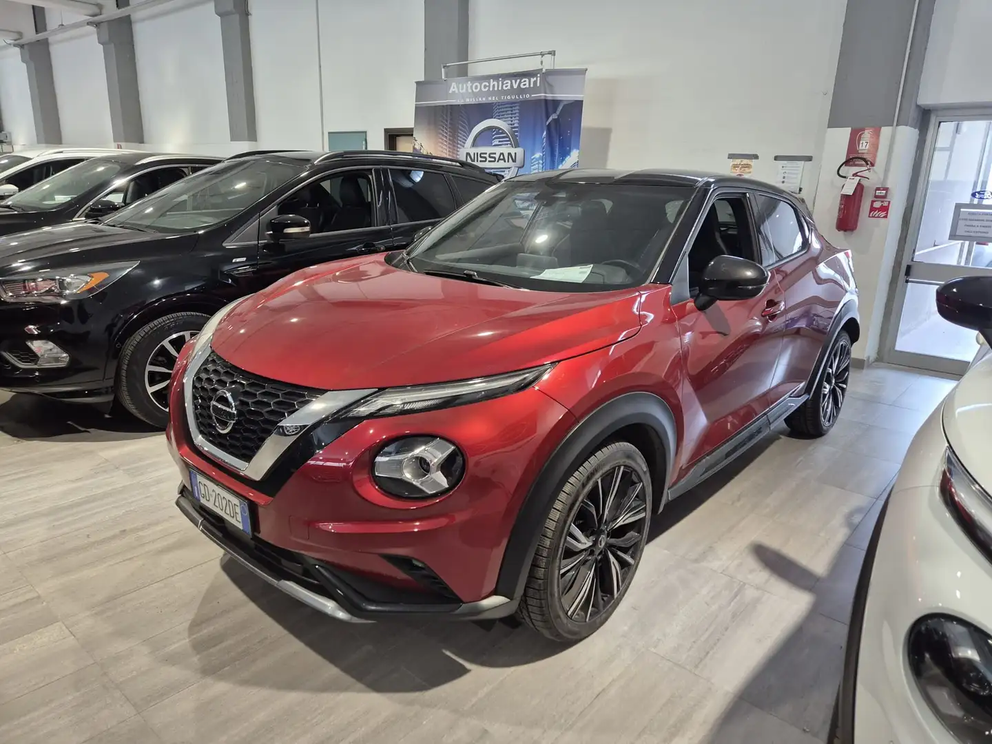 Nissan Juke Juke 1.0 dig-t N-Design 114cv Rosso - 2