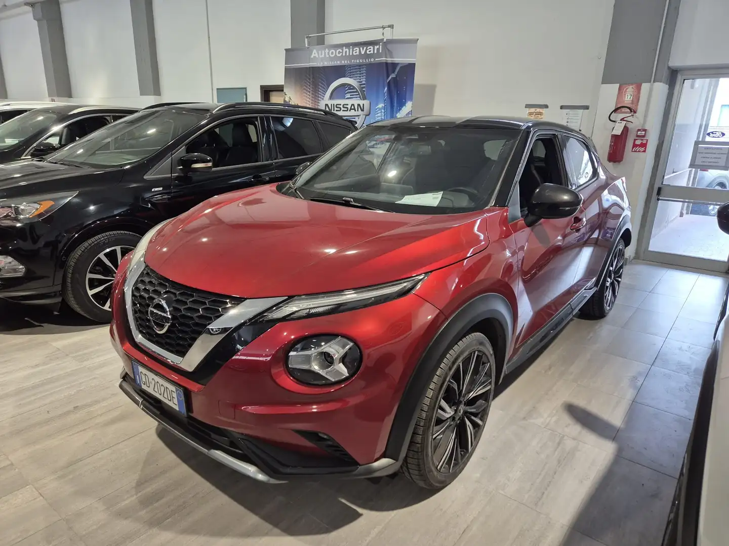 Nissan Juke Juke 1.0 dig-t N-Design 114cv Rosso - 1