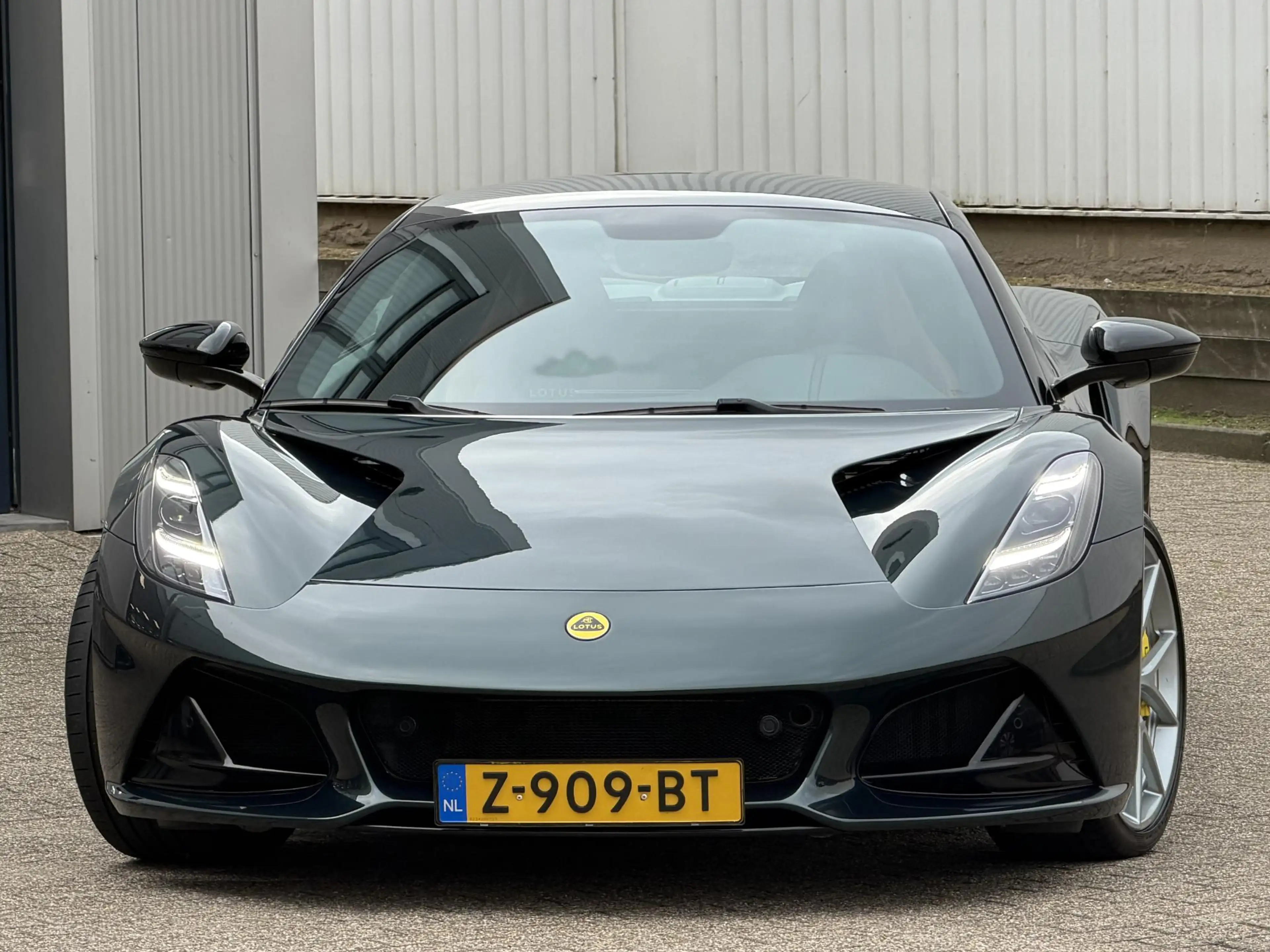 Lotus Emira 2.0 i4 First Edition | NL-Auto/Alcantara/KEF Premi — photo 11