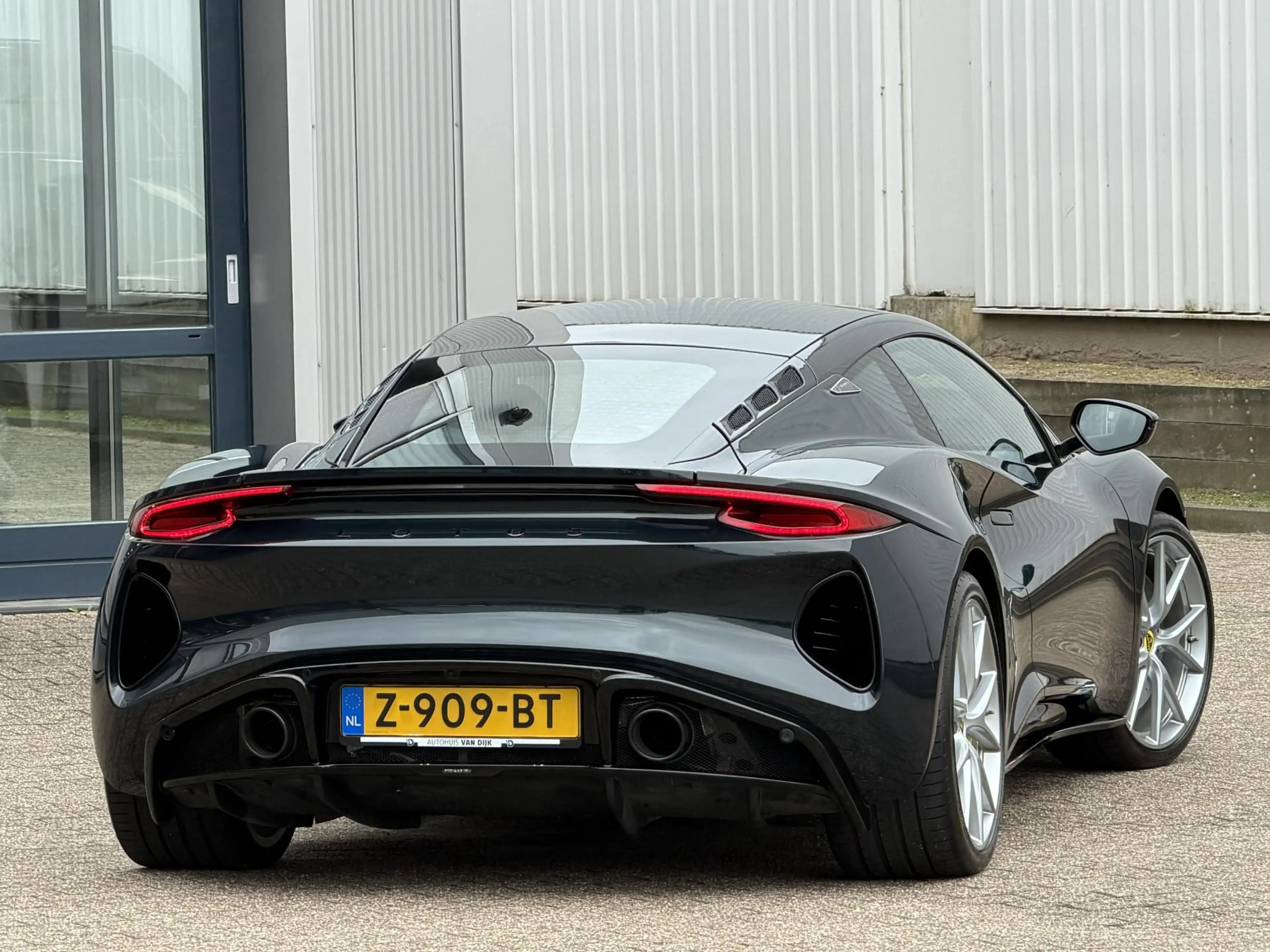 Lotus Emira 2.0 i4 First Edition | NL-Auto/Alcantara/KEF Premi — photo 37