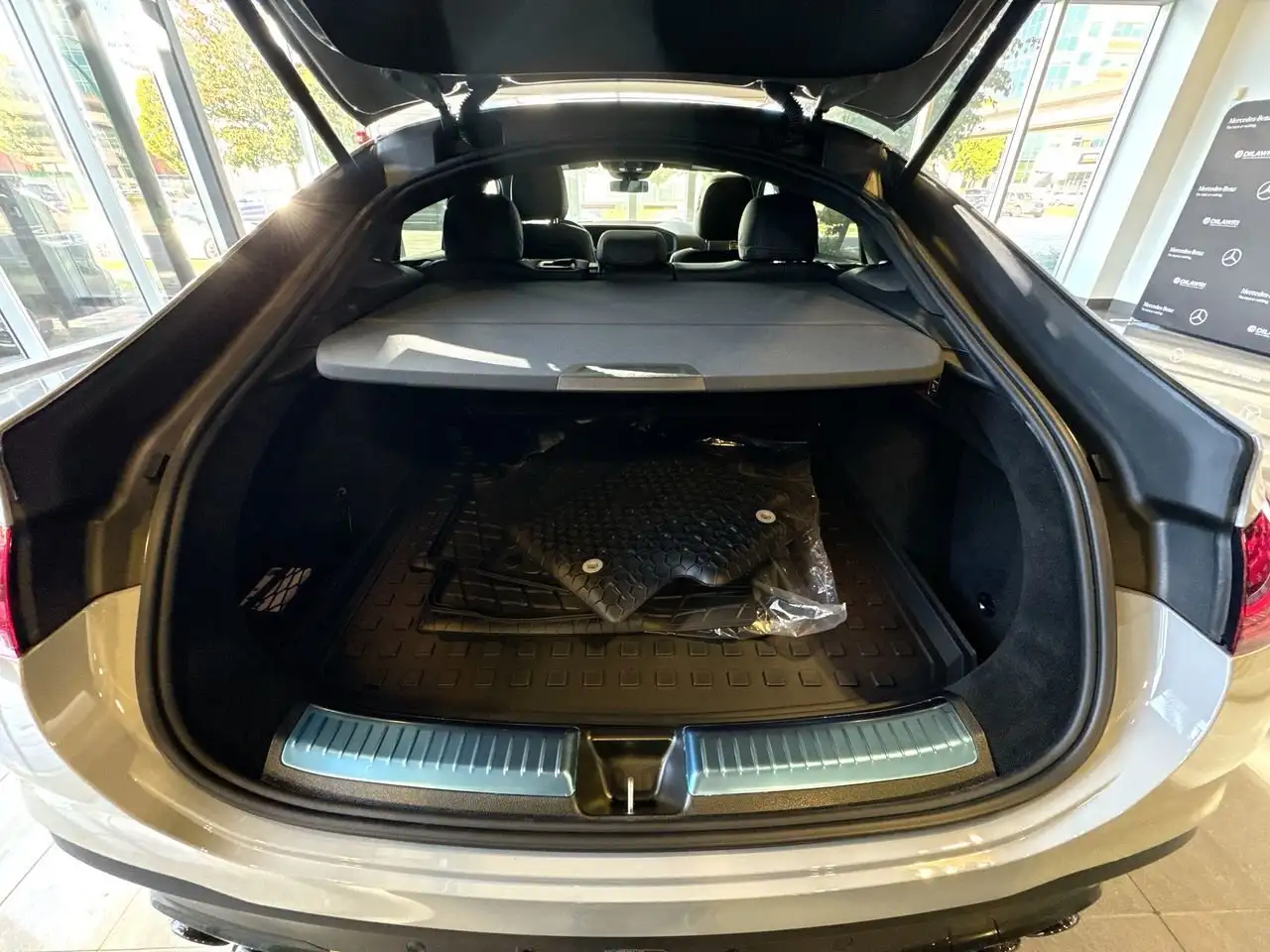 Mercedes-Benz GLE снимка Mercedes-Benz GLE