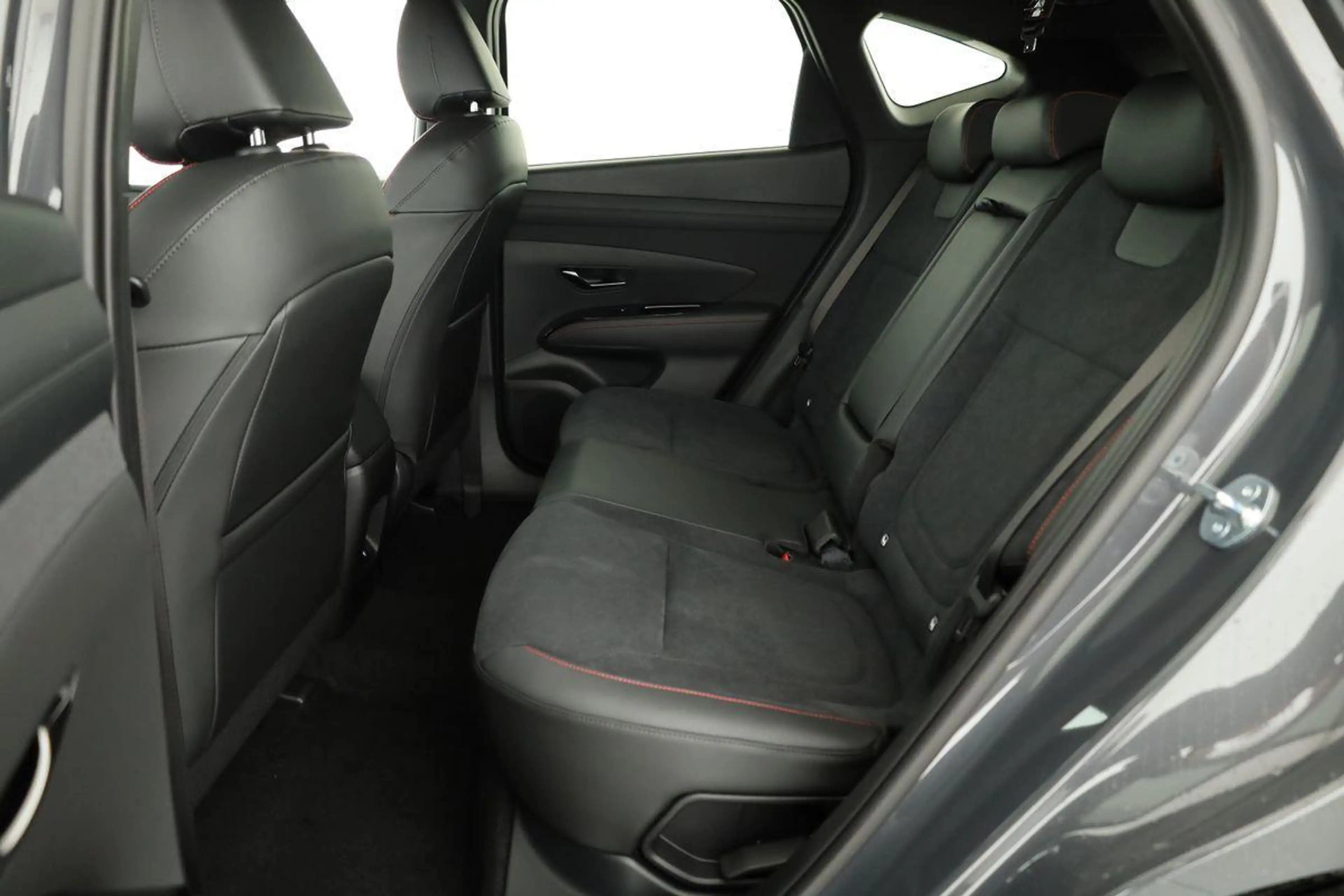 Hyundai TUCSON N Line Plug-In Hybrid 2WD 1.6 T-GDI PHEV LINE, ... — photo 10