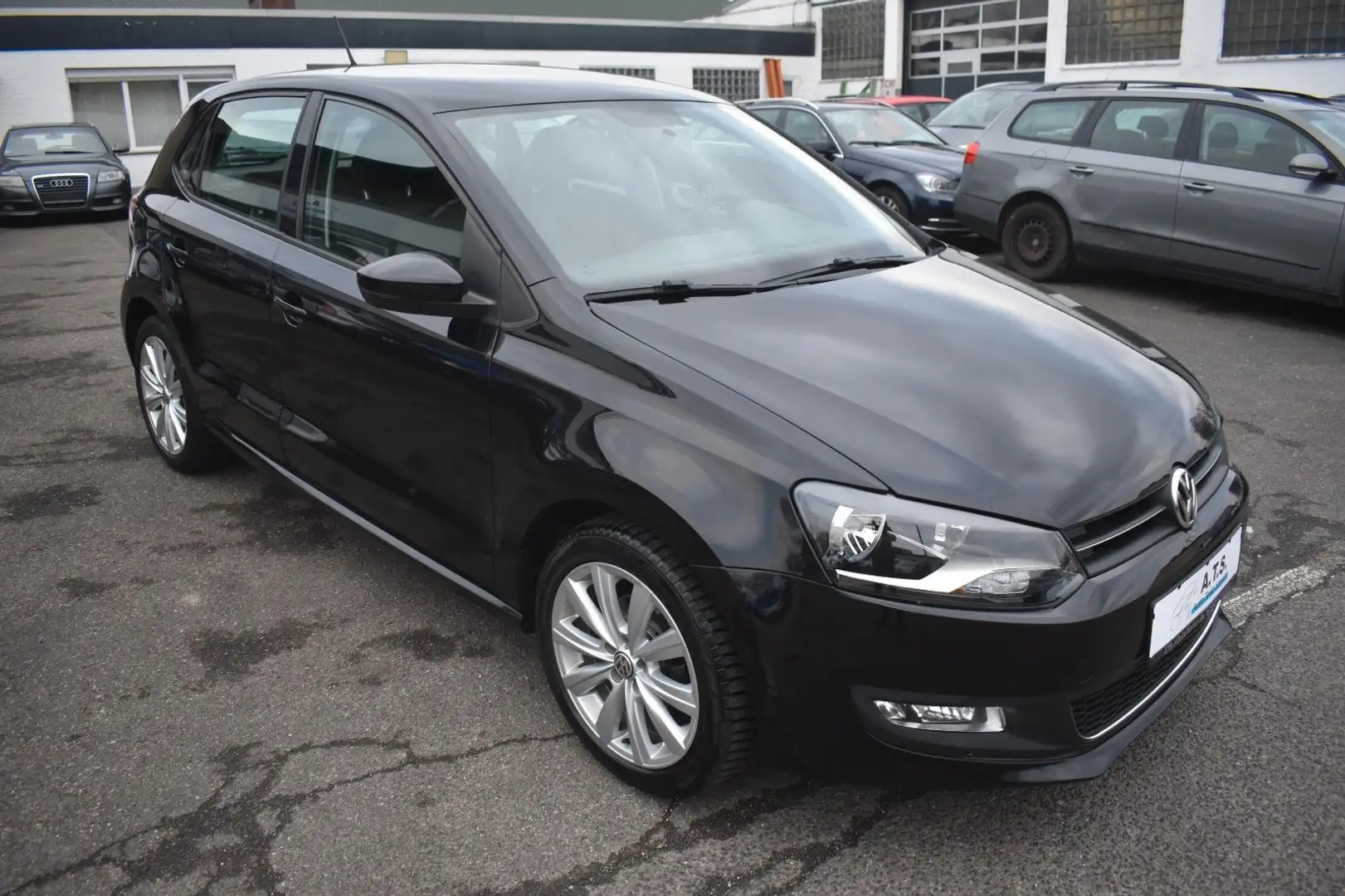 Volkswagen Polo V 1.4 Comfortline *KLIMA*PDC*AUX*SCHECKHEFT Zwart - 2