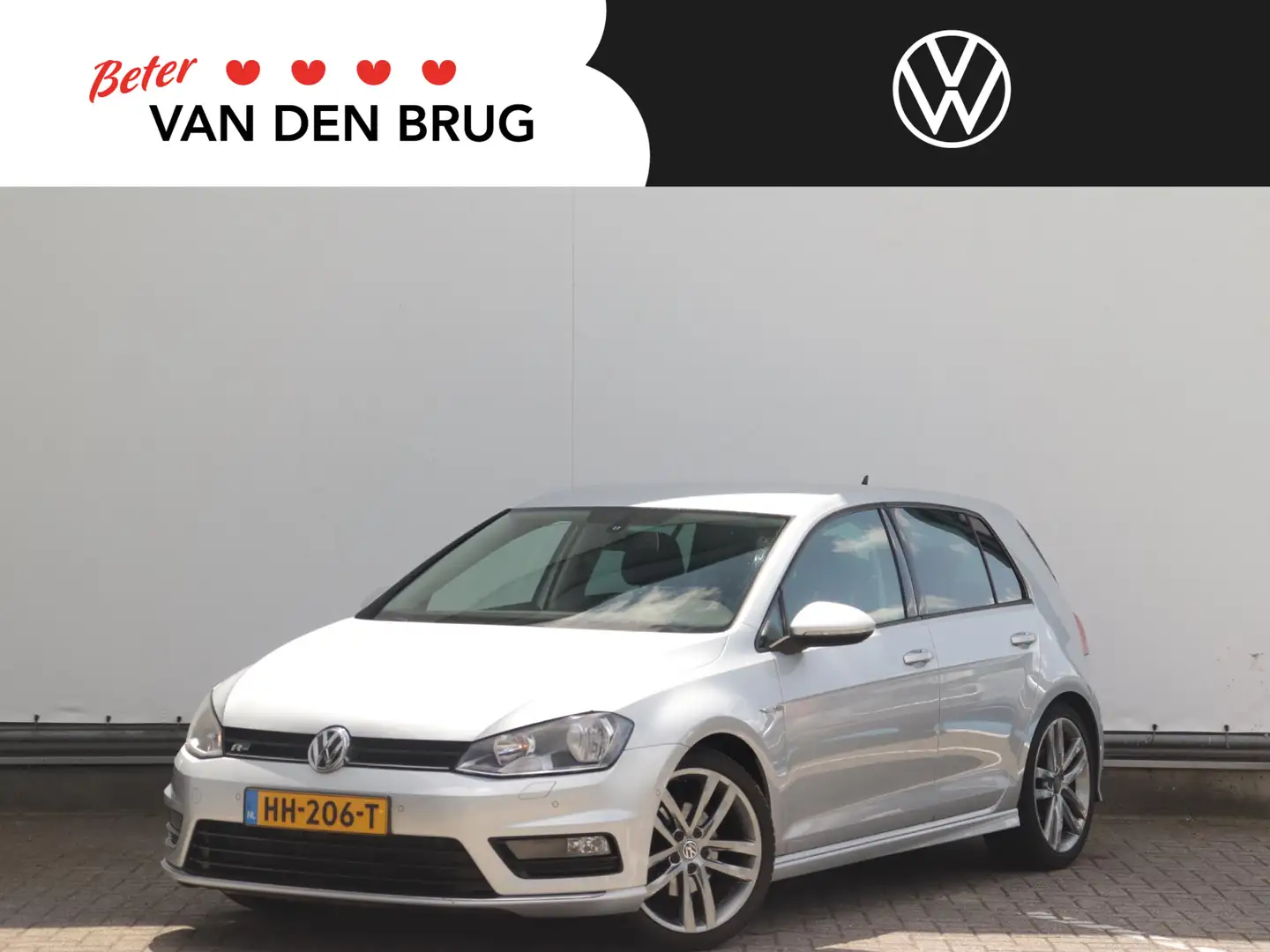 Volkswagen Golf 1.4 TSI Highline | R-line | Trekhaak | Navigatie | Grijs - 1