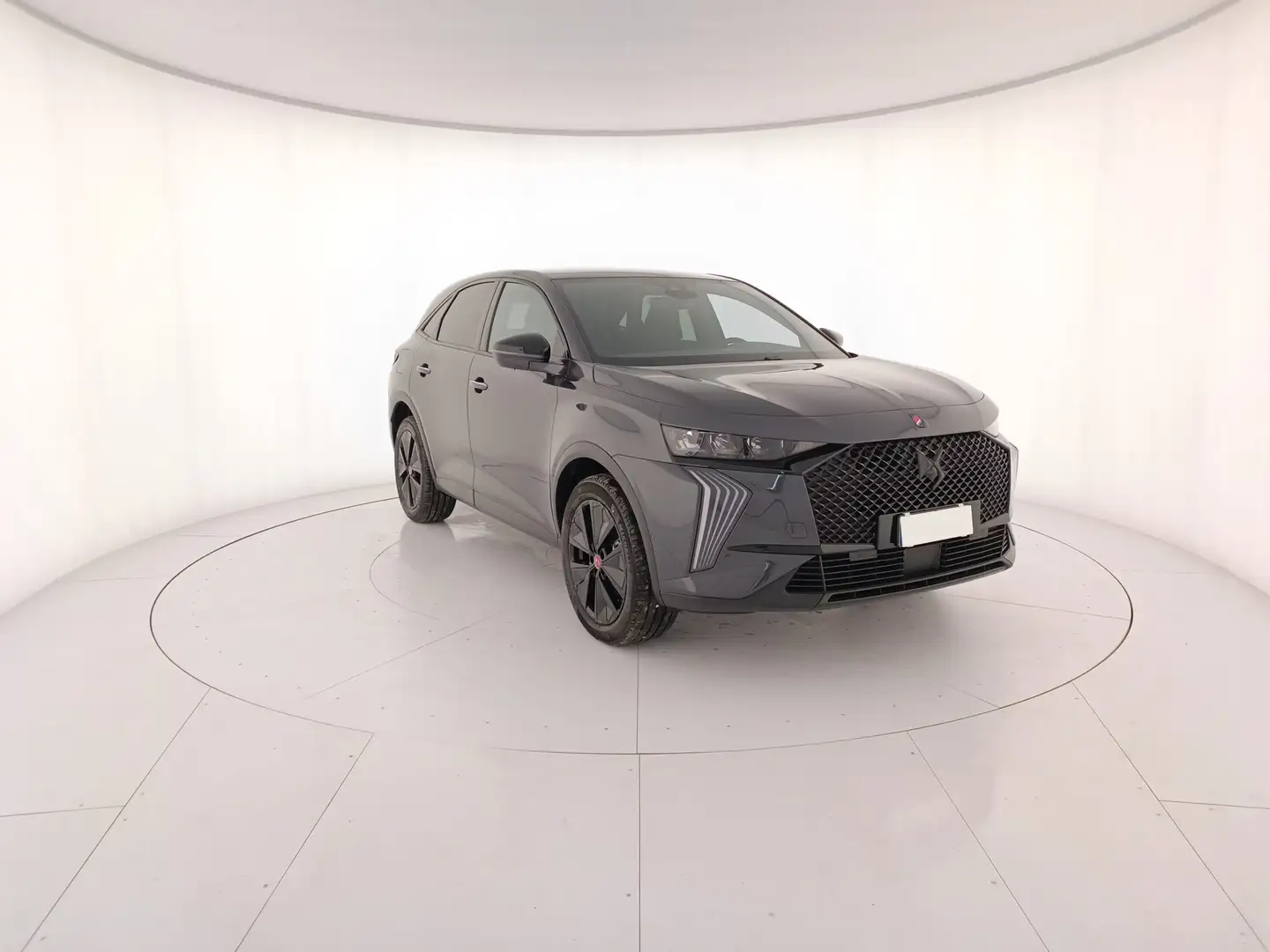 DS Automobiles DS 7 Crossback 7 BlueHDi 130 aut. Performance Line Šedá - 2