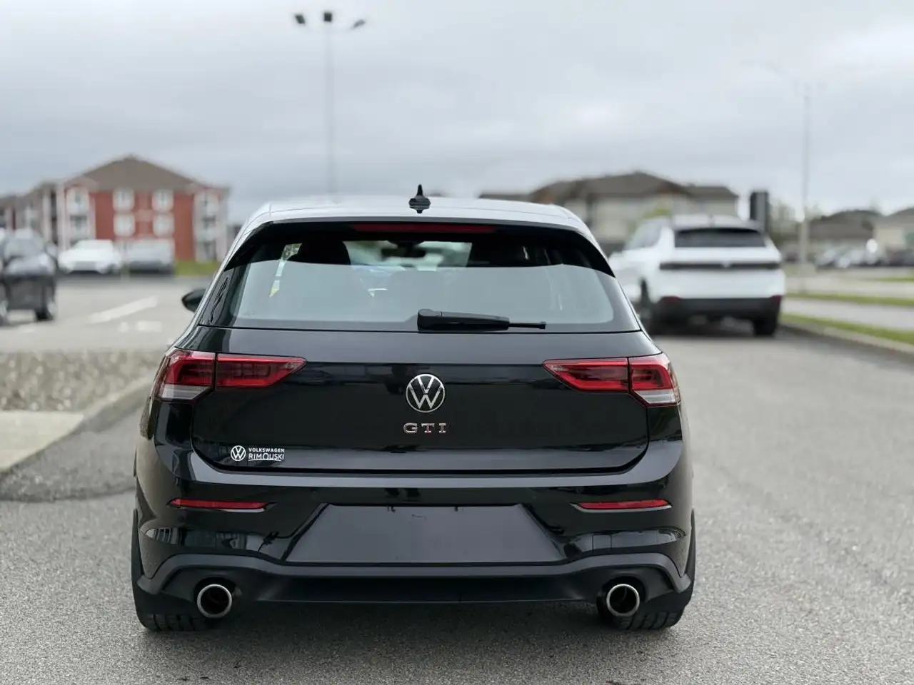Volkswagen Golf GTI снимка Volkswagen Golf GTI