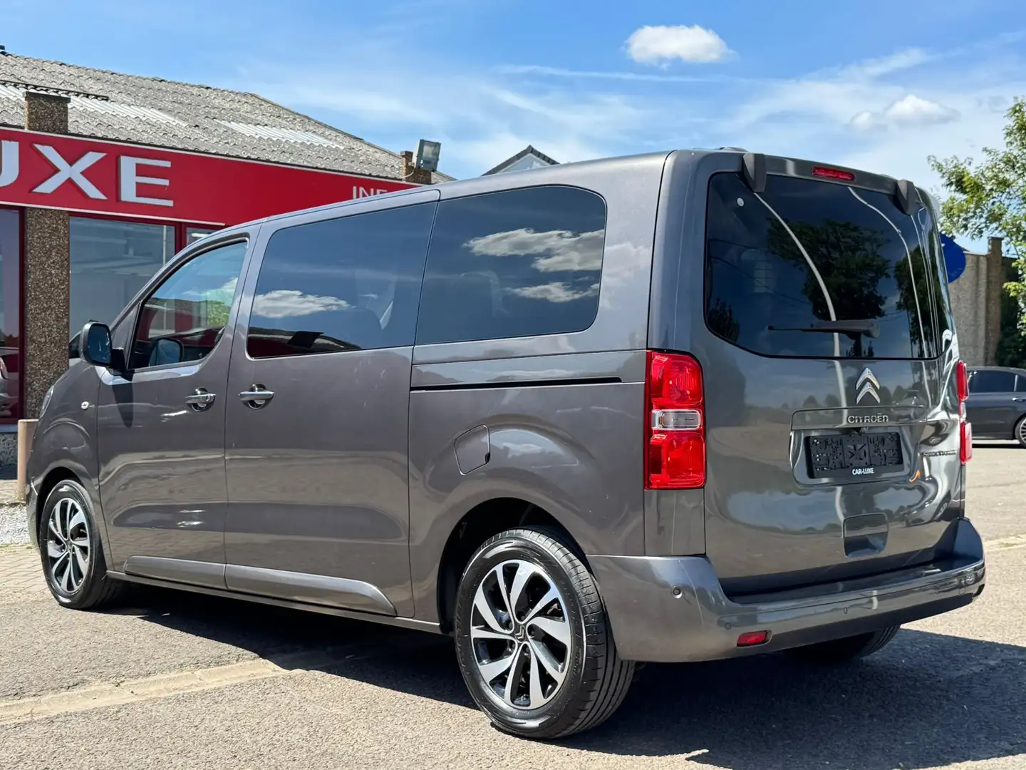 Citroen Spacetourer 2.OHDI 177CV 8PLACES BOITE AUTO PANORAMIQUE CAMERA Gris - 2