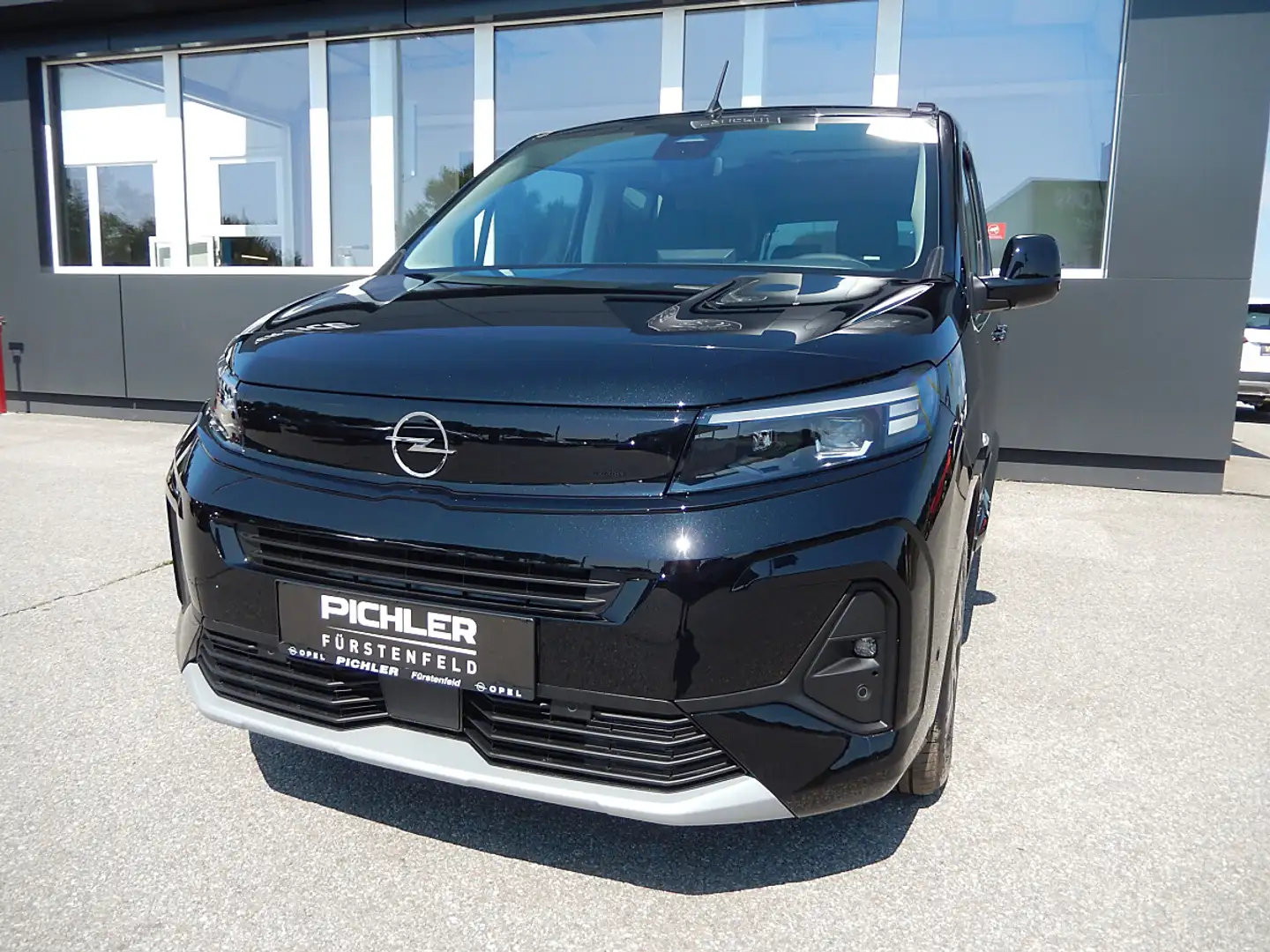 Opel Combo 1.5 Diesel XL GS Schwarz - 1