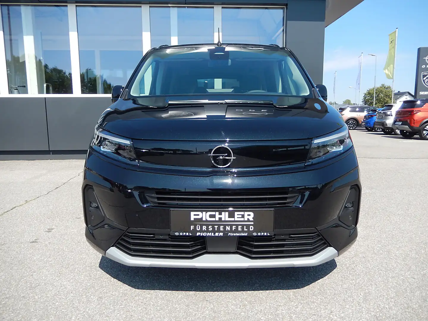 Opel Combo 1.5 Diesel XL GS Schwarz - 2