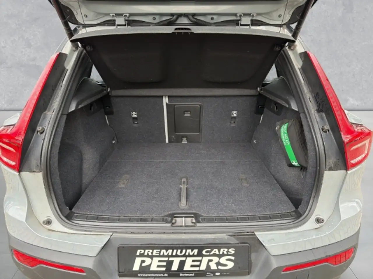 Volvo XC40 Ultimate Electric AWD 19''LM Standhz AHK Wärmepump, миниатюра 10
