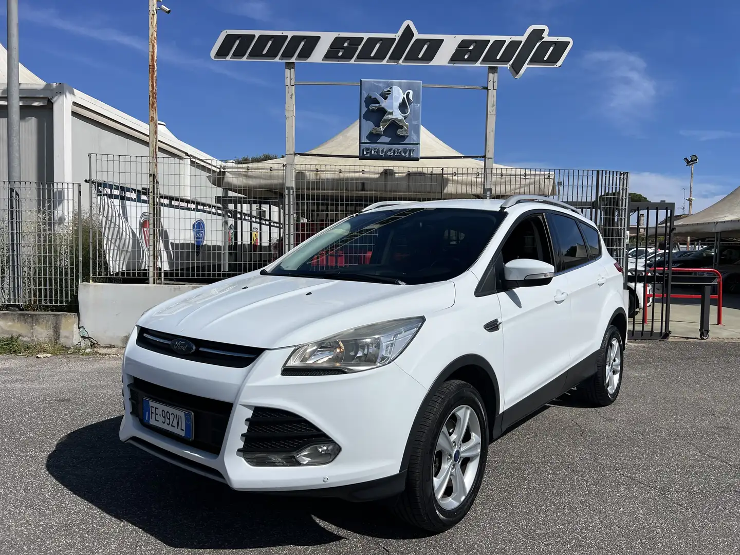 Ford Kuga 2.0 tdci Business 2wd Fehér - 1