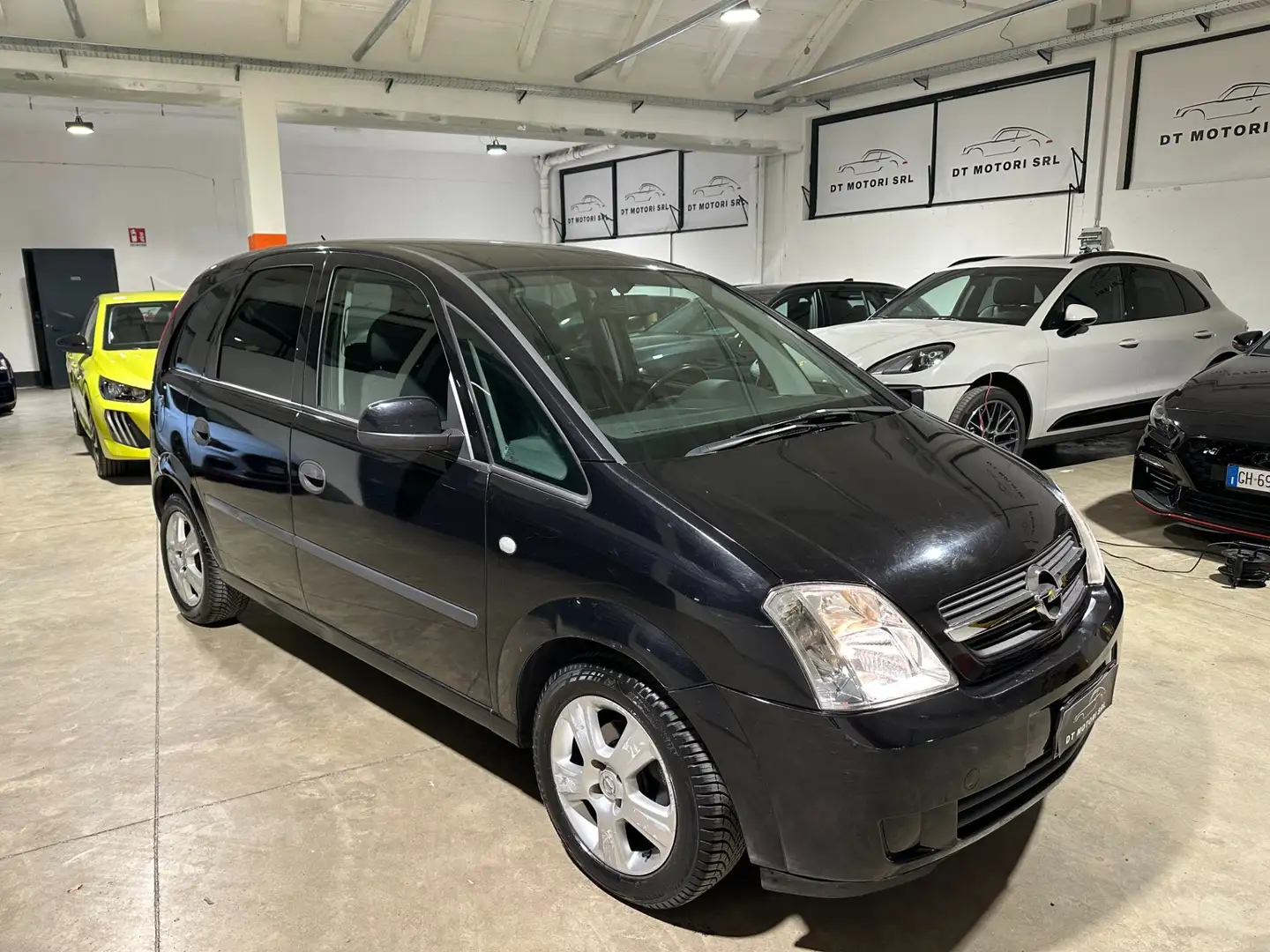 Opel Meriva 1.4 16V Cosmo - UNICO PROPRIETARIO Schwarz - 1