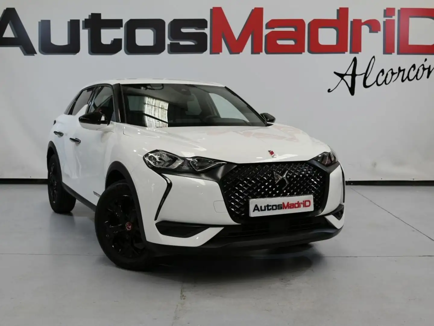 DS Automobiles DS 3 Crossback BlueHDi 73 kW Manual SO CHIC Blanco - 1
