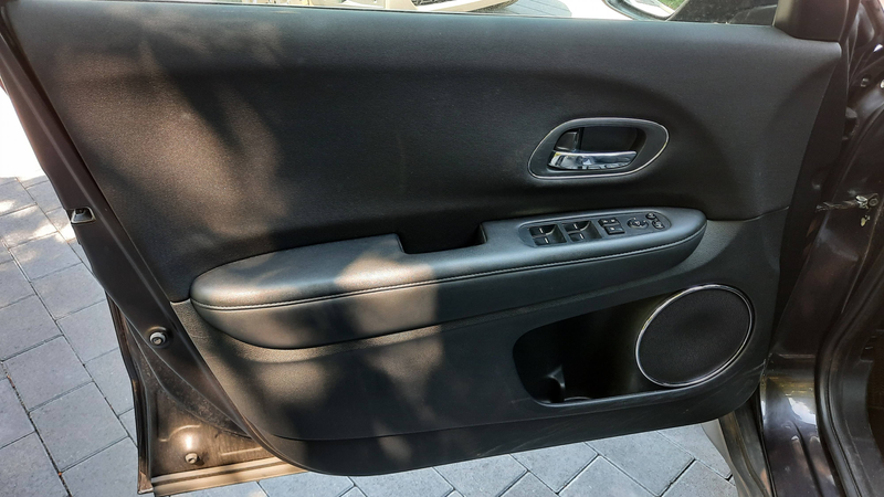 Honda HR-V Elegance — photo 10