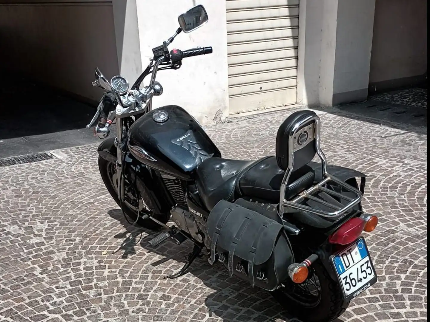 Suzuki GZ 125 Marauder Custom/Café racer Noir - 2