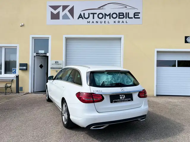 Mercedes-Benz C-Class view 6
