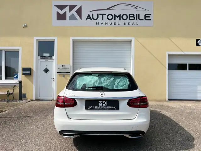 Mercedes-Benz C-Class view 5