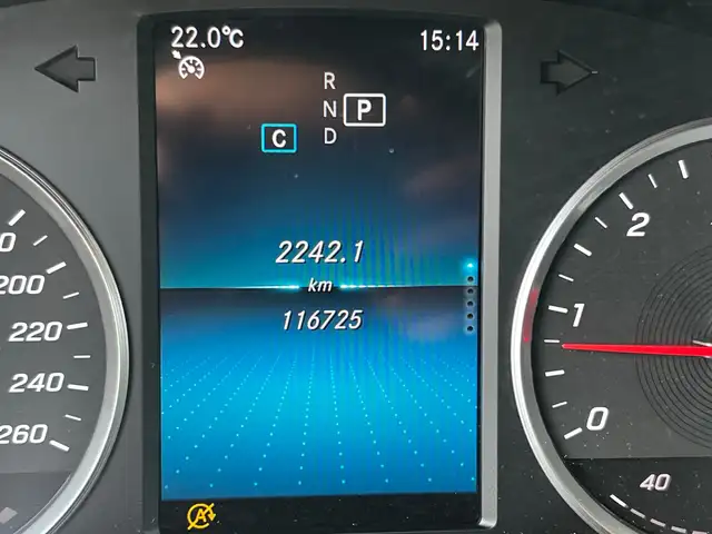 Mercedes-Benz C-Class view 12