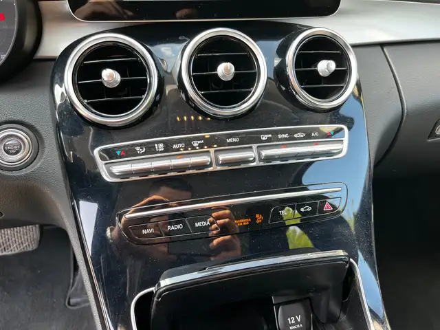 Mercedes-Benz C-Class view 14