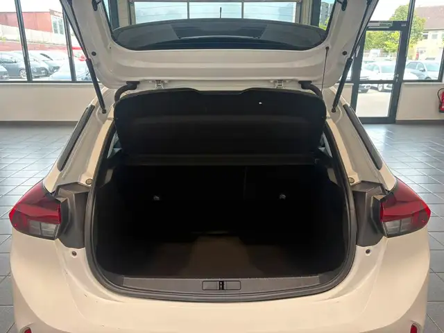 Opel Corsa view 6