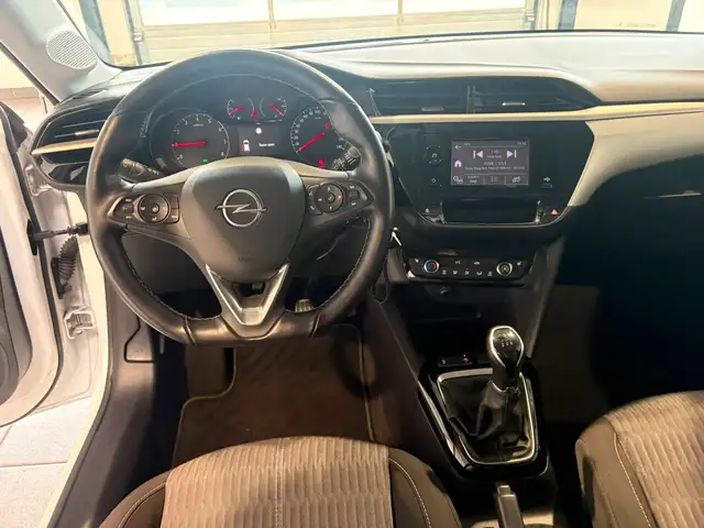 Opel Corsa view 9
