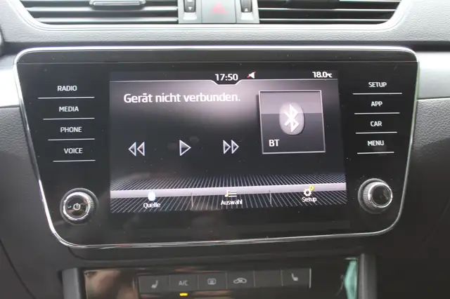 Skoda Superb view 15