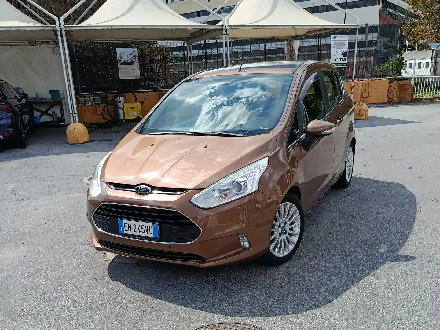 Ford B-Max B-Max 1.4 Titanium 90cv Marrone - 2