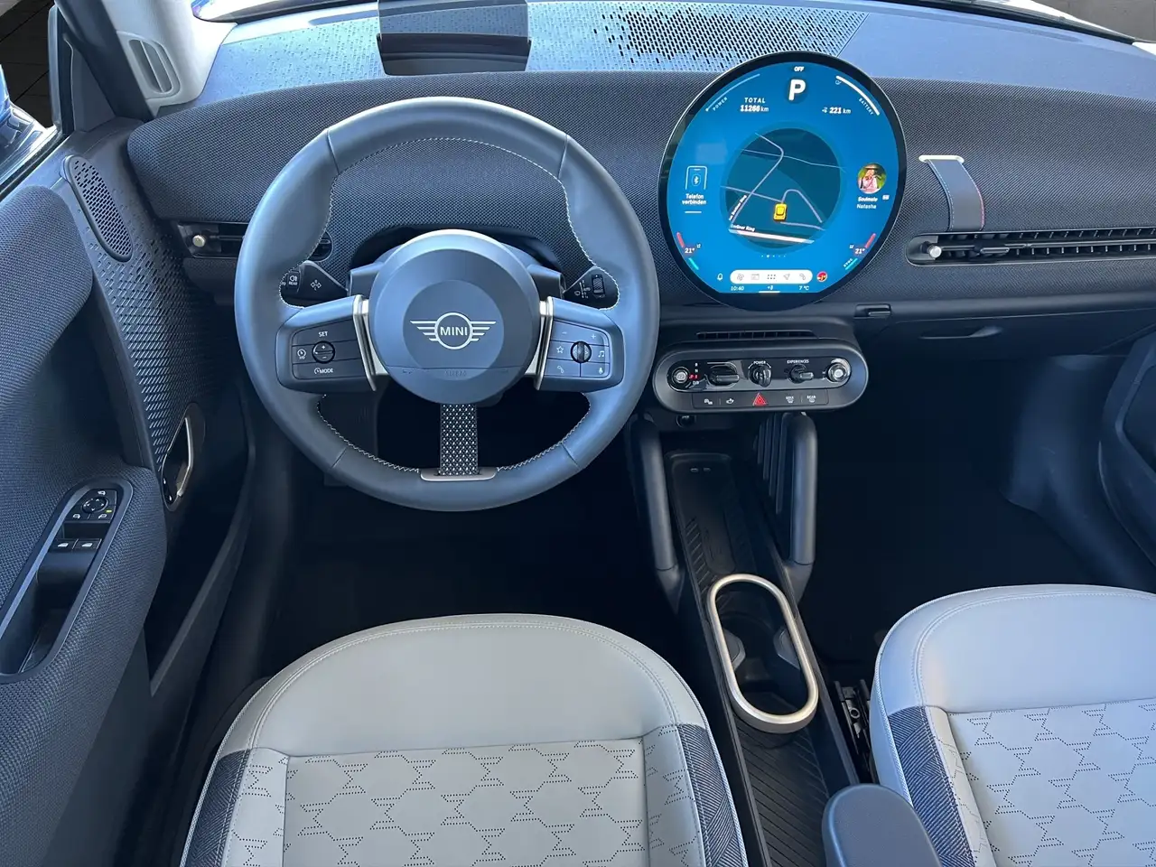 MINI Cooper E Classic Trim 3-trg. BEV Head-Up DAB 18