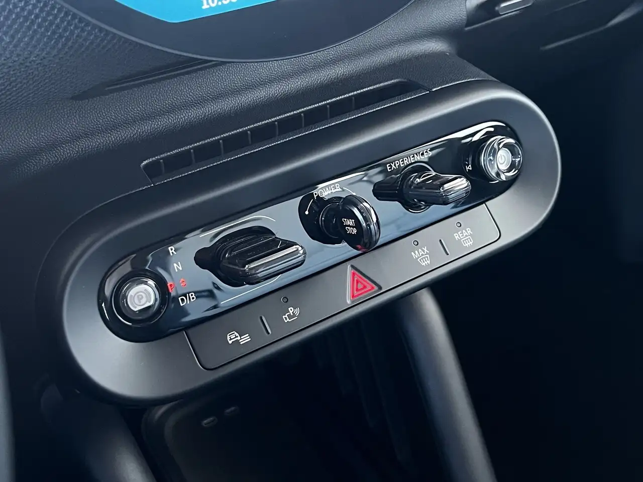 MINI Cooper E Classic Trim 3-trg. BEV Head-Up DAB 11