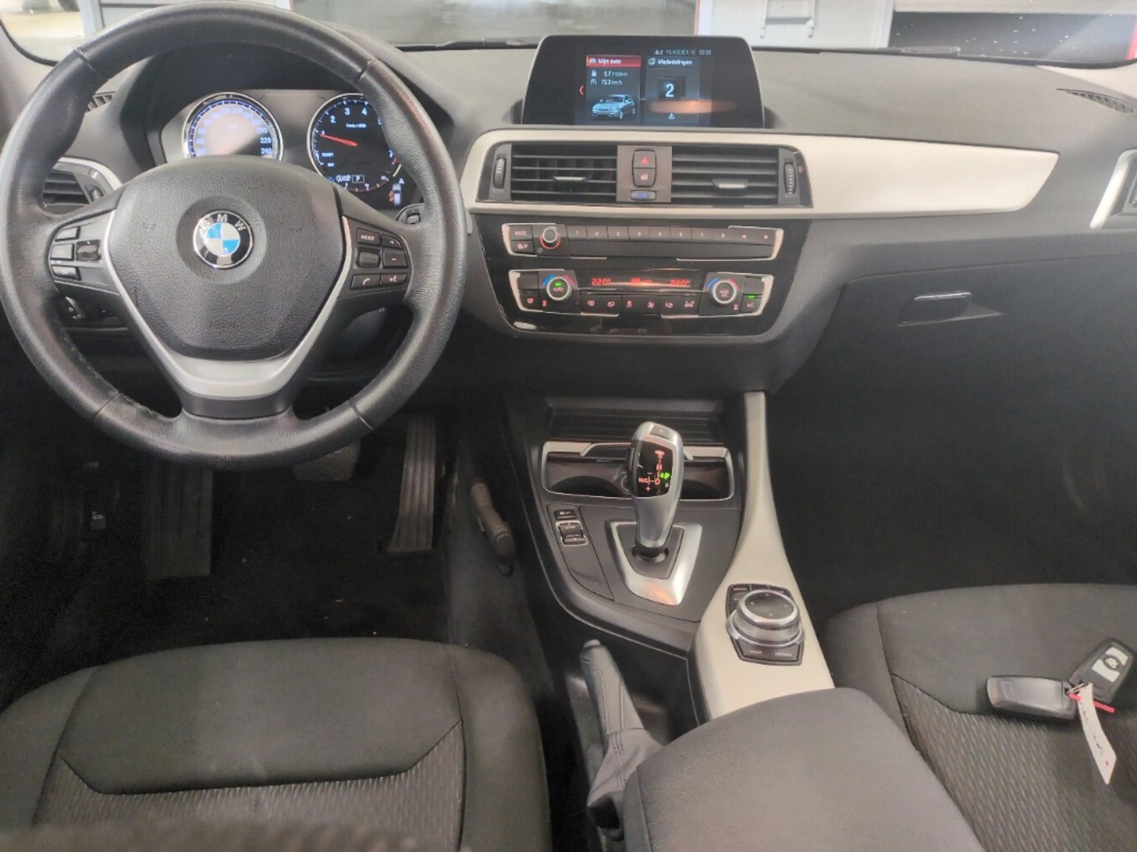 BMW 118 1-serie 118i Corporate Lease Executive — photo 6