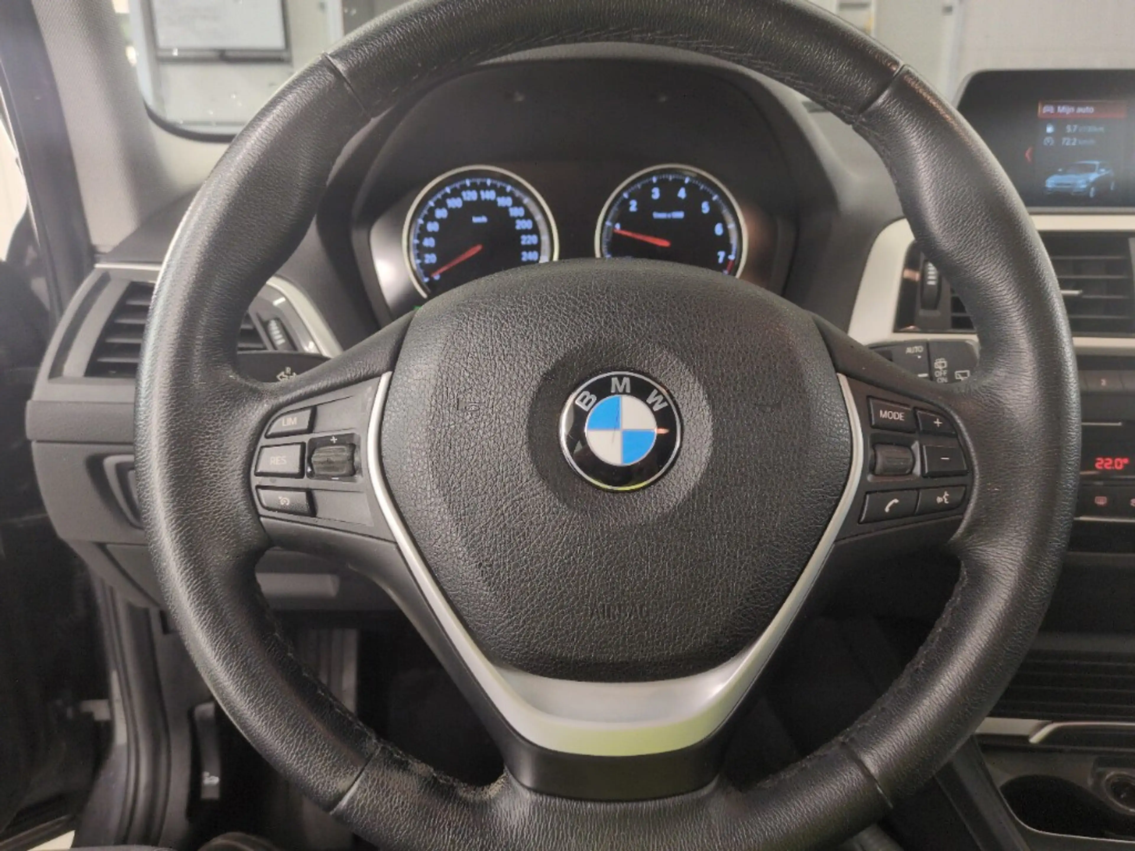 BMW 118 1-serie 118i Corporate Lease Executive — photo 9