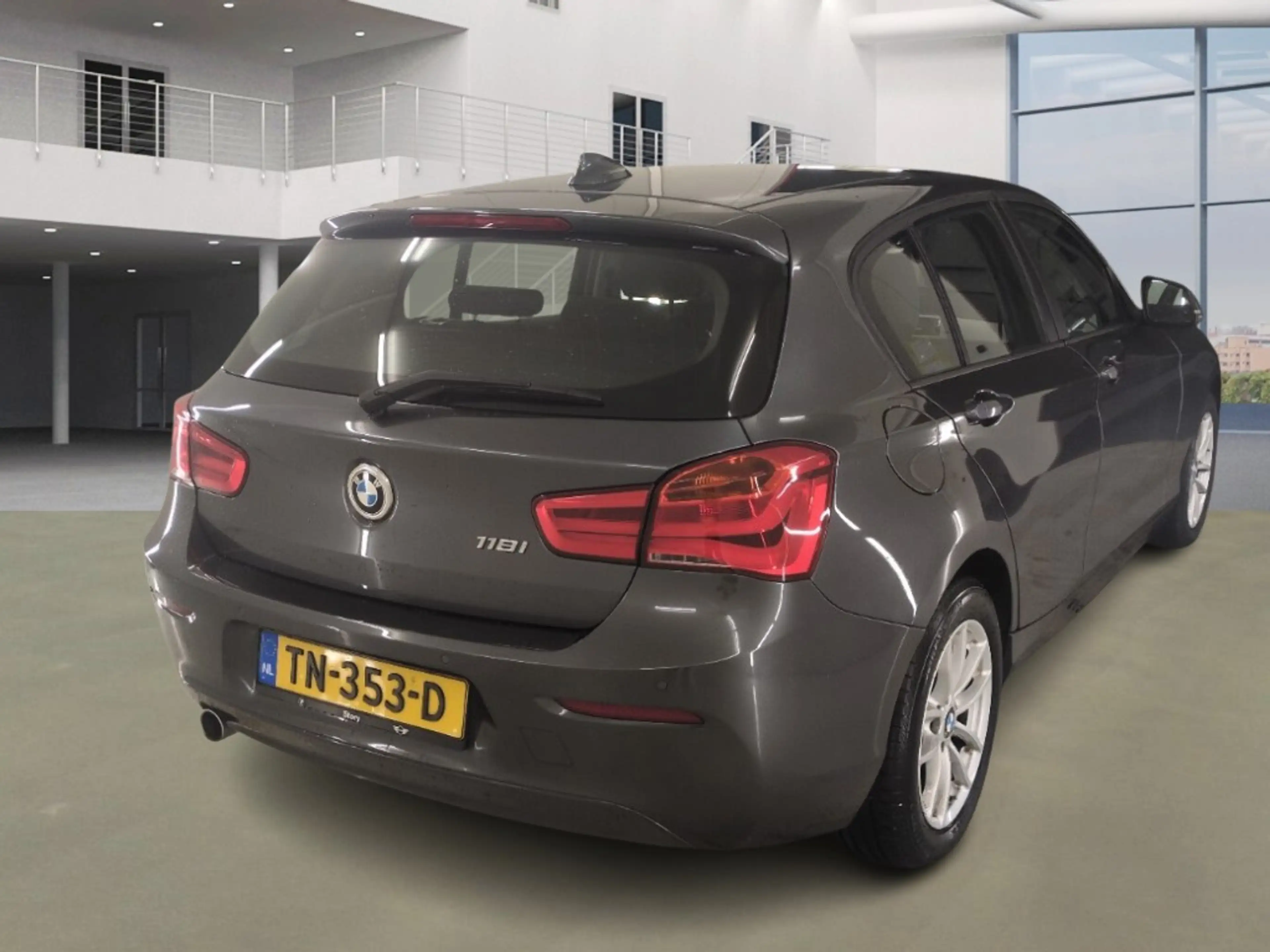 BMW 118 1-serie 118i Corporate Lease Executive — photo 3