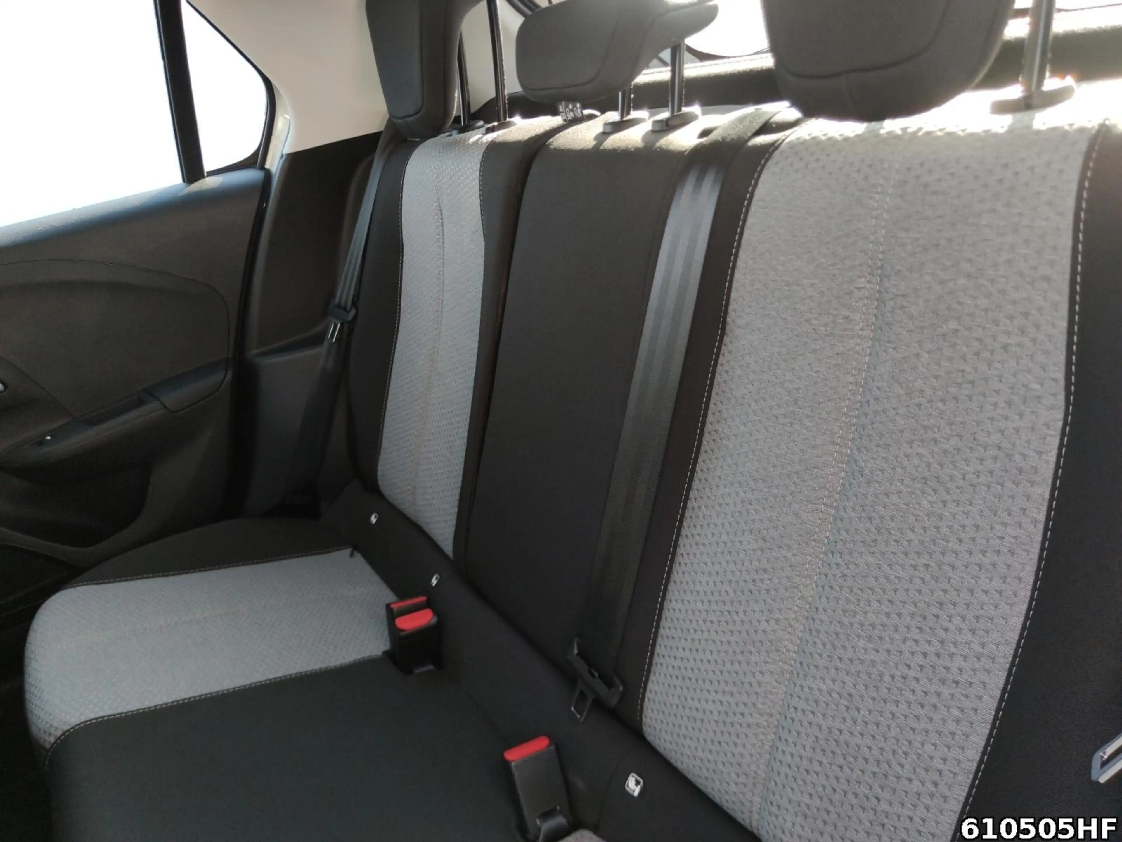 Opel Corsa 1.2 Edition (EURO 6d) — photo 12