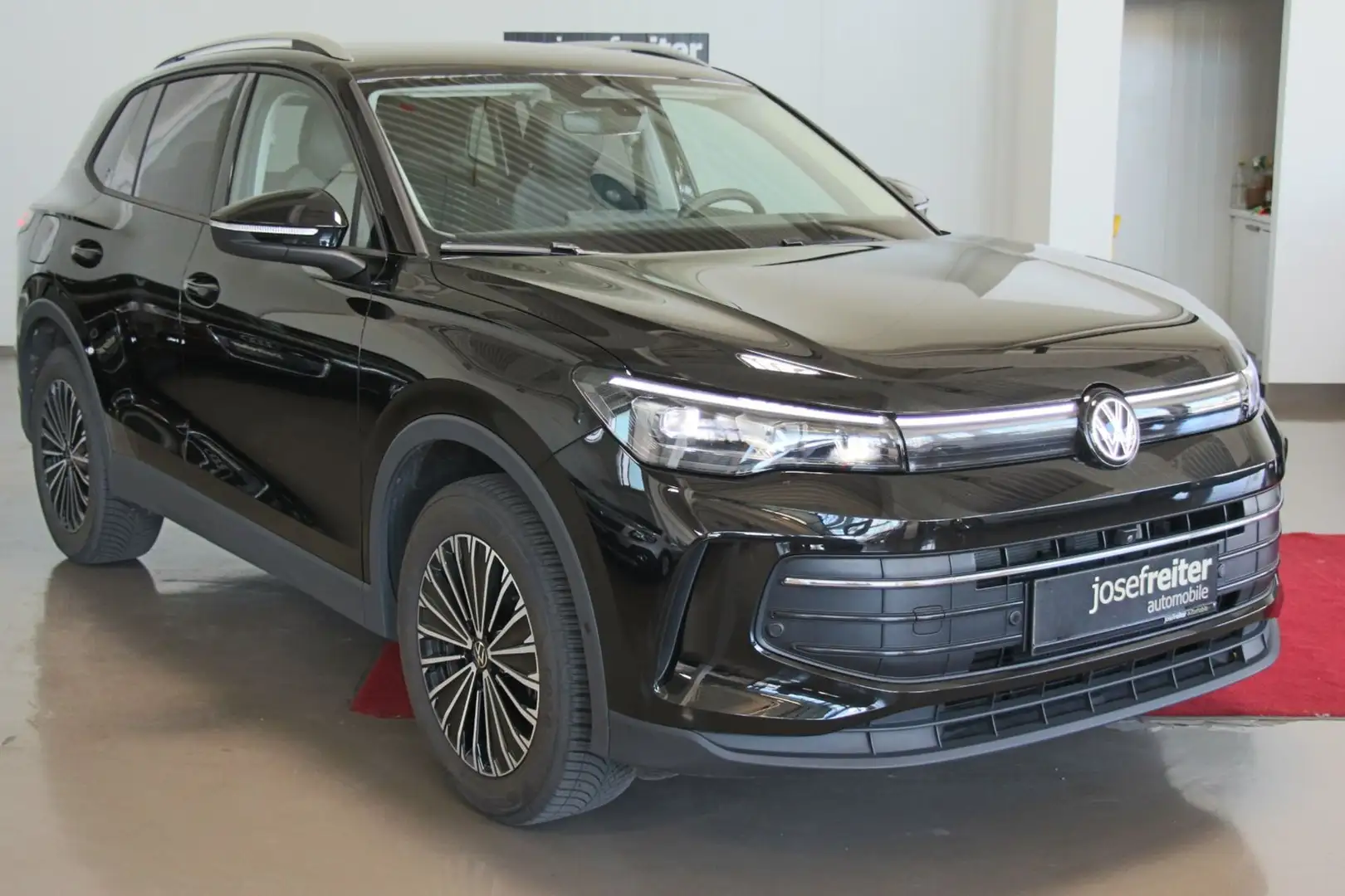 Volkswagen Tiguan 2.0 TDI DSG Life Goal/AHK/LEDPLUS/KAMERA Schwarz - 1