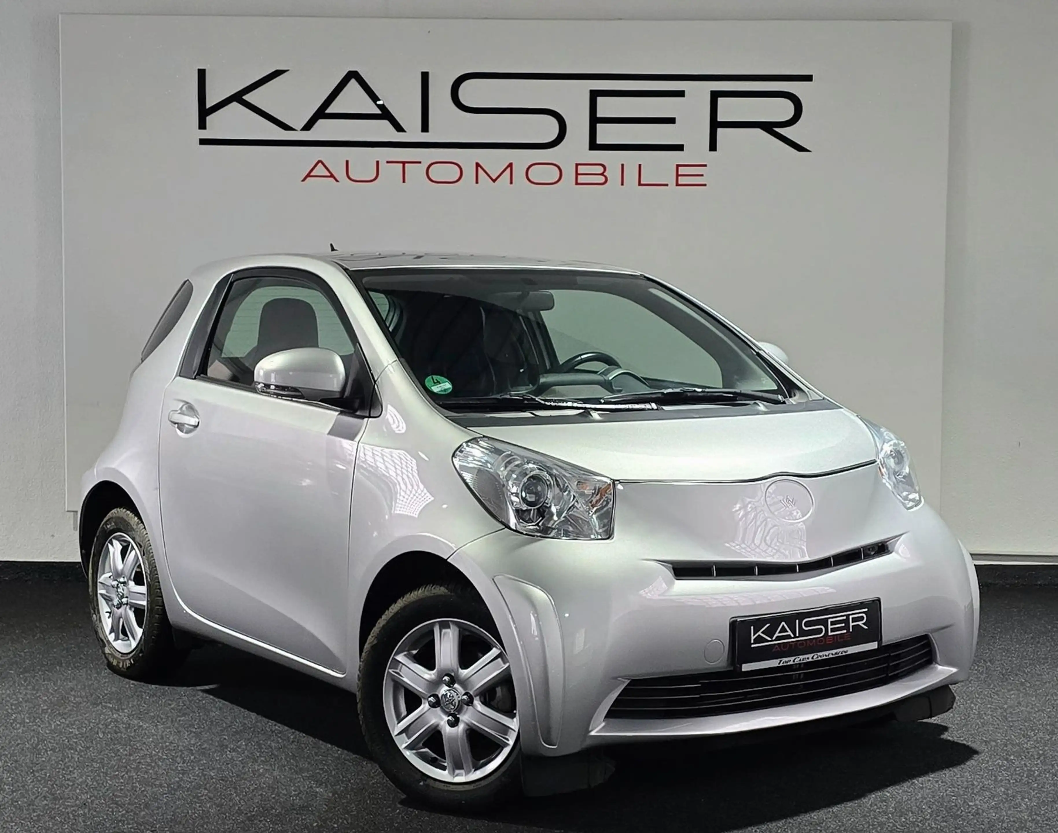 Toyota iQ iQ 1,0*AUTOMATIK*ERST-37TKM*KLIMA*E-FENSTER — photo 2