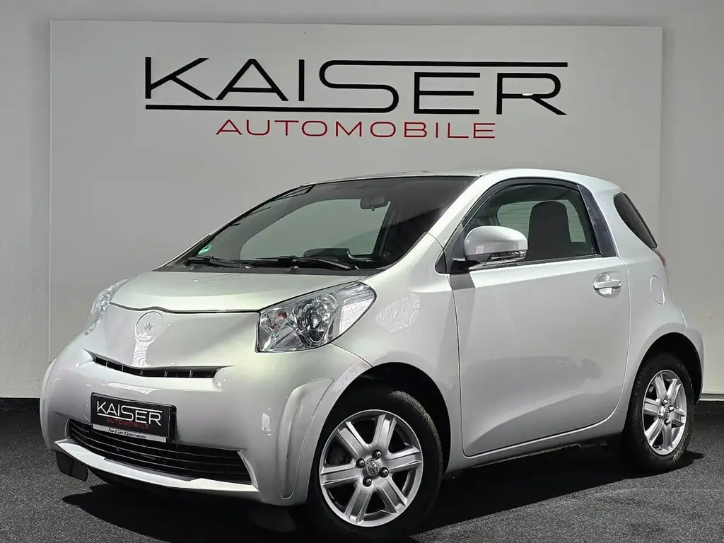 Toyota iQ 2009 из Европы — купить под ключ