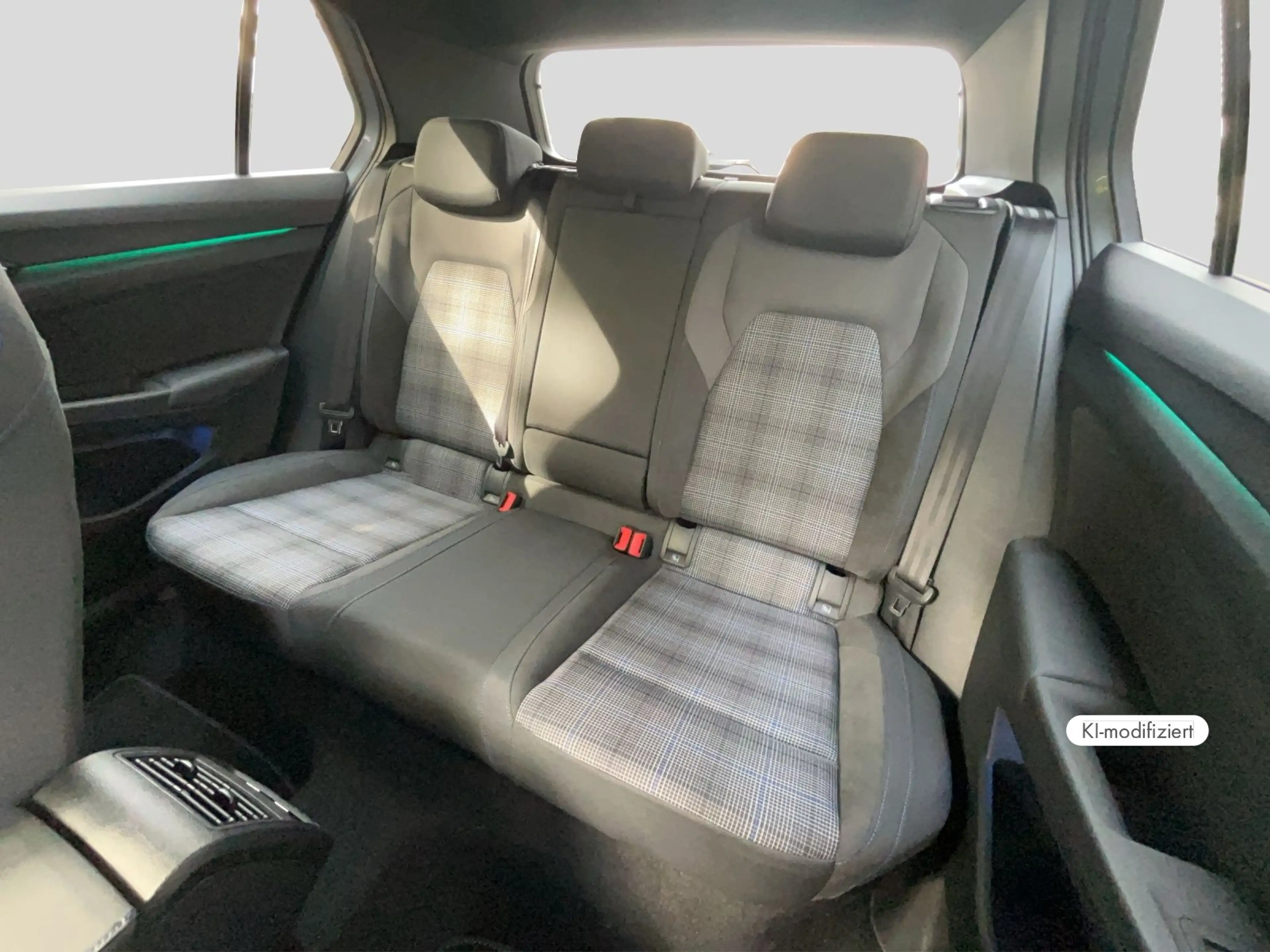 Volkswagen Golf GTE VIII GTE eHybrid BLACK STYLE MATRIX HEAD-UP — photo 15