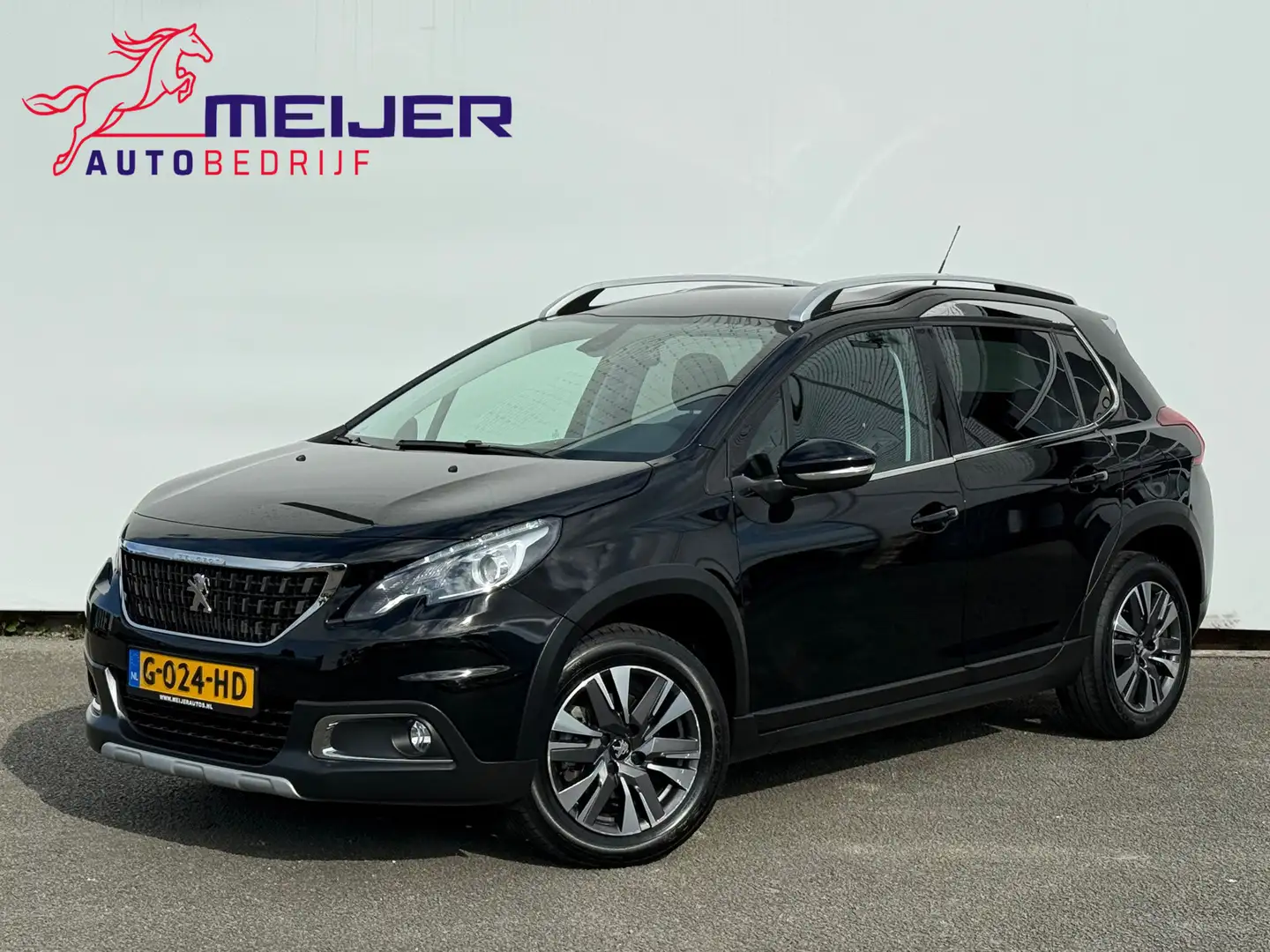 Peugeot 2008 1.2 PureTech Allure Sportvelgen | Dakrails | LED | Zwart - 1