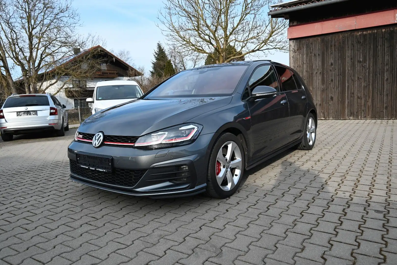 Volkswagen Golf VII Lim. GTI Performance/Virtual/Panor./Kam Grau - 2