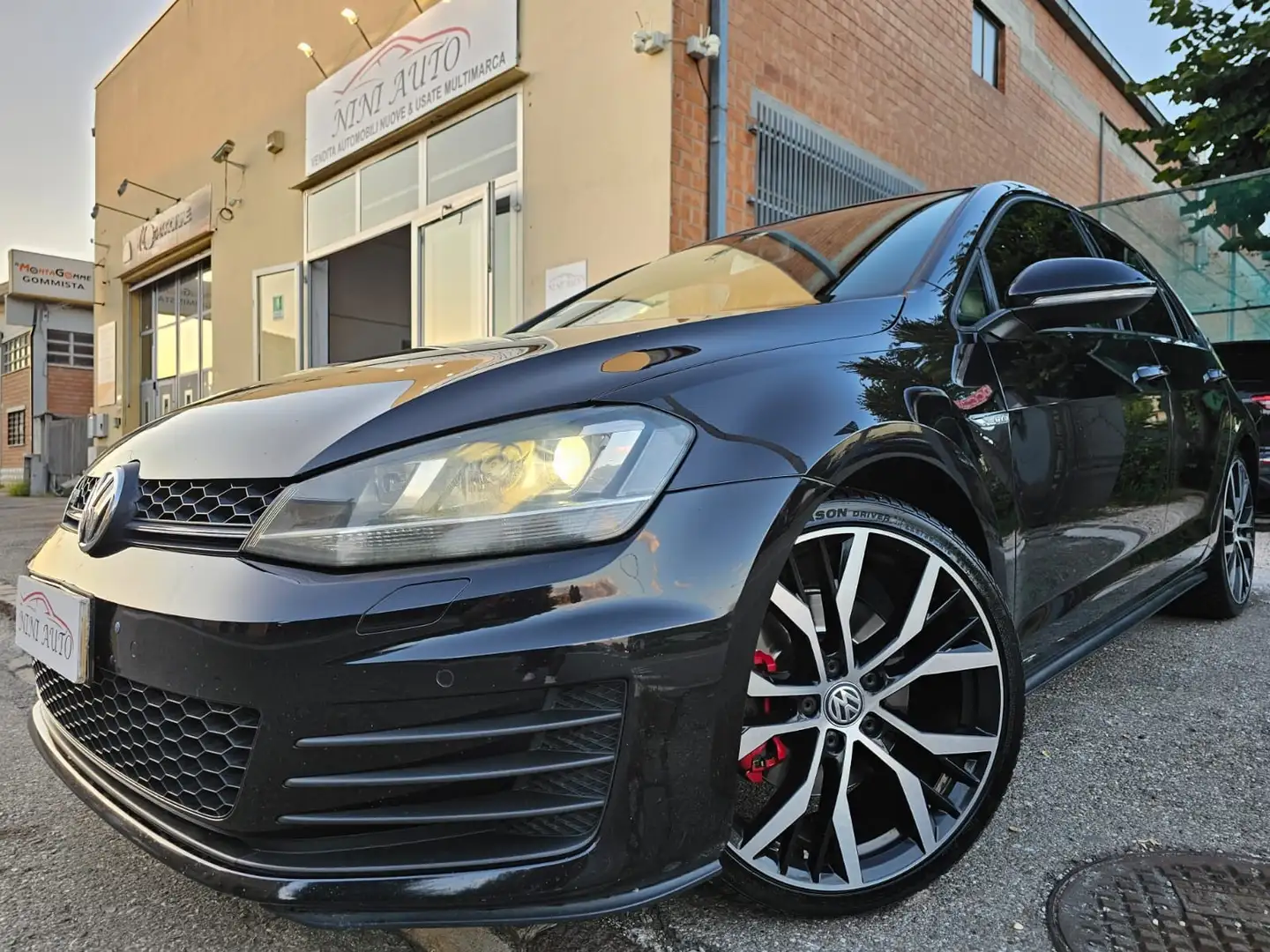 Volkswagen Golf GTD 2.0 TDI 184cv DSG Bluemotion*Sport&Sound*Pdc*19*E6 Negro - 1