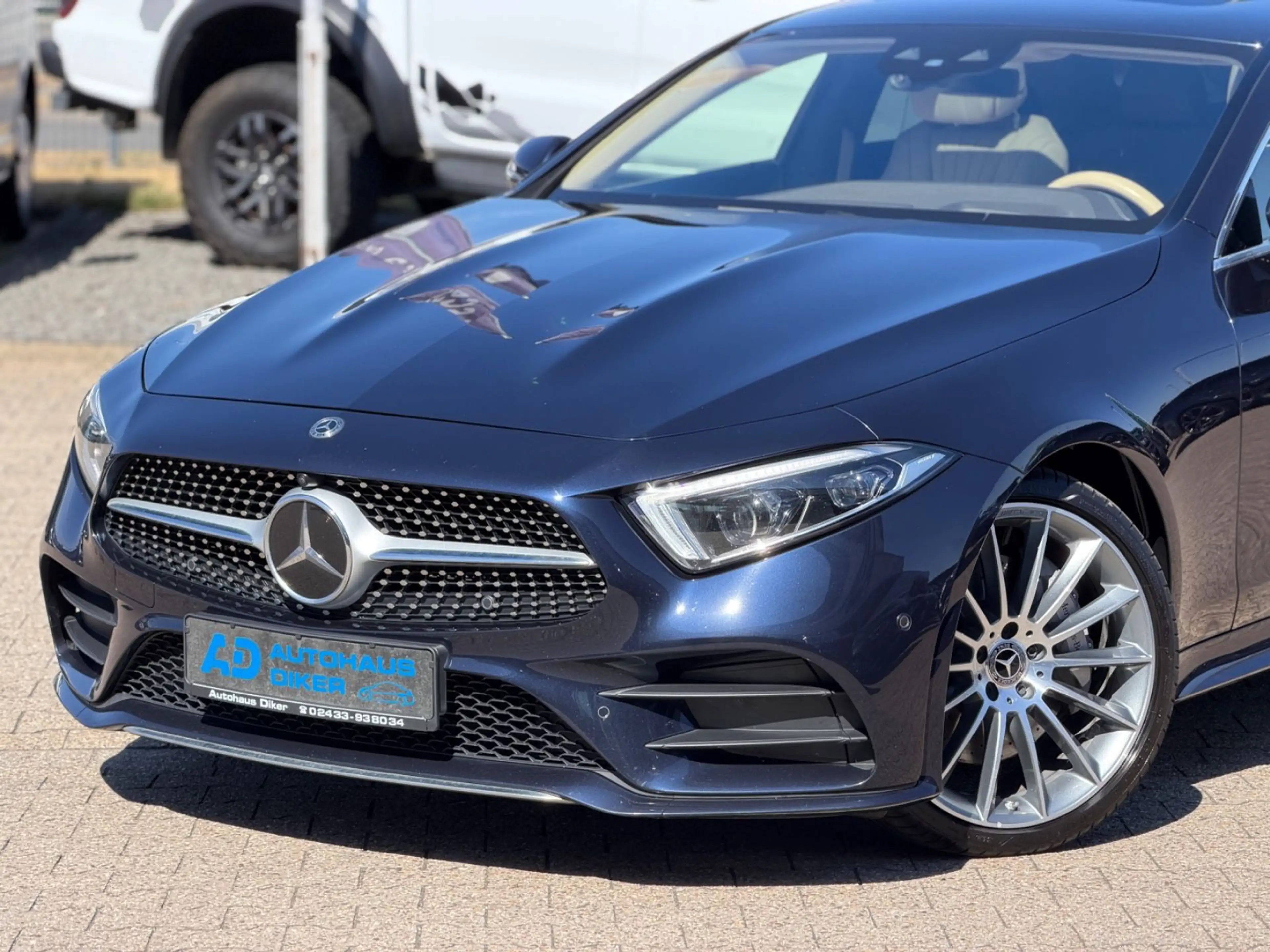 Mercedes-Benz CLS 400 d 4Matic AMG Line Burmester, 360° Kamera — photo 7