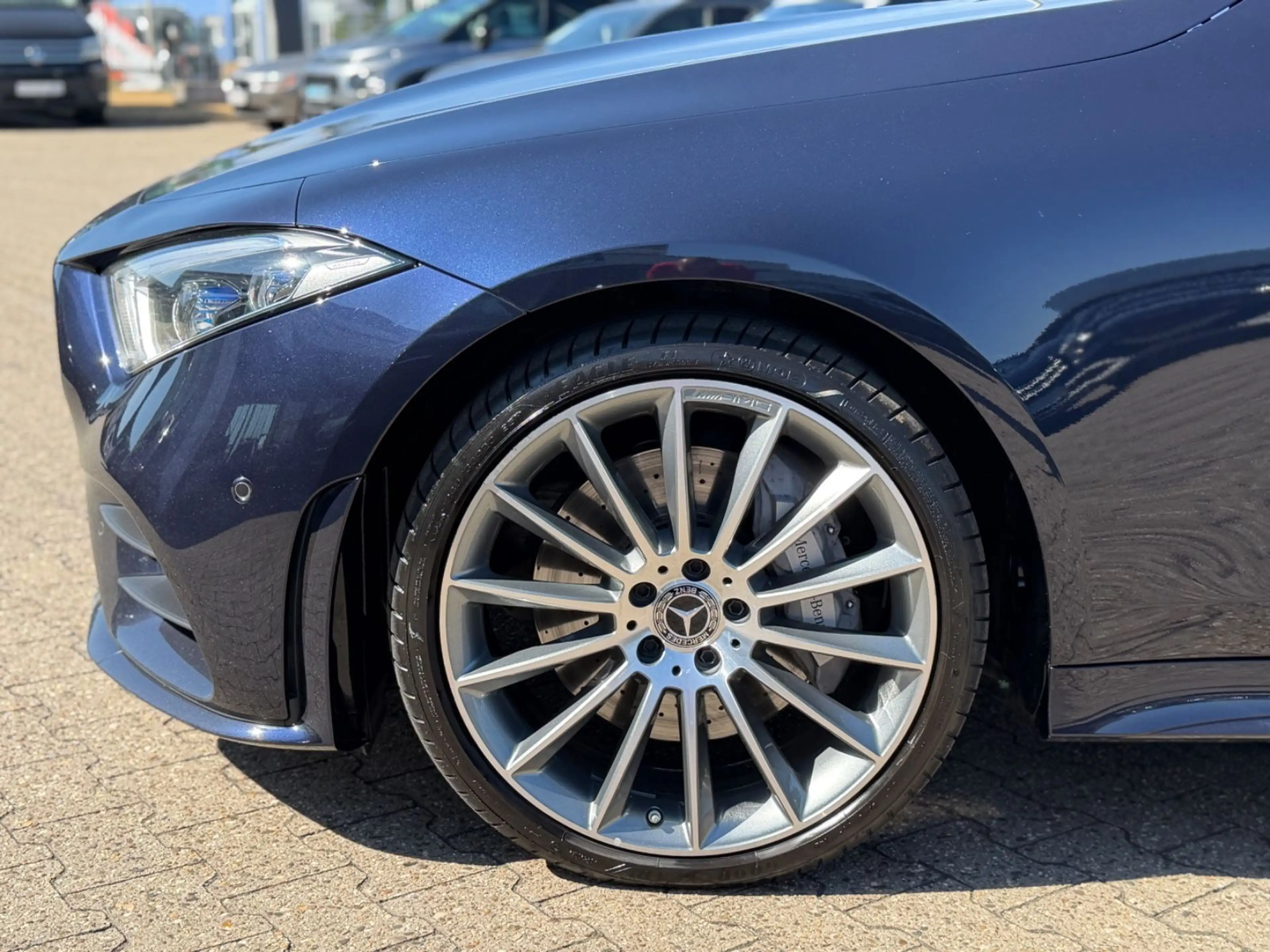 Mercedes-Benz CLS 400 d 4Matic AMG Line Burmester, 360° Kamera — photo 9