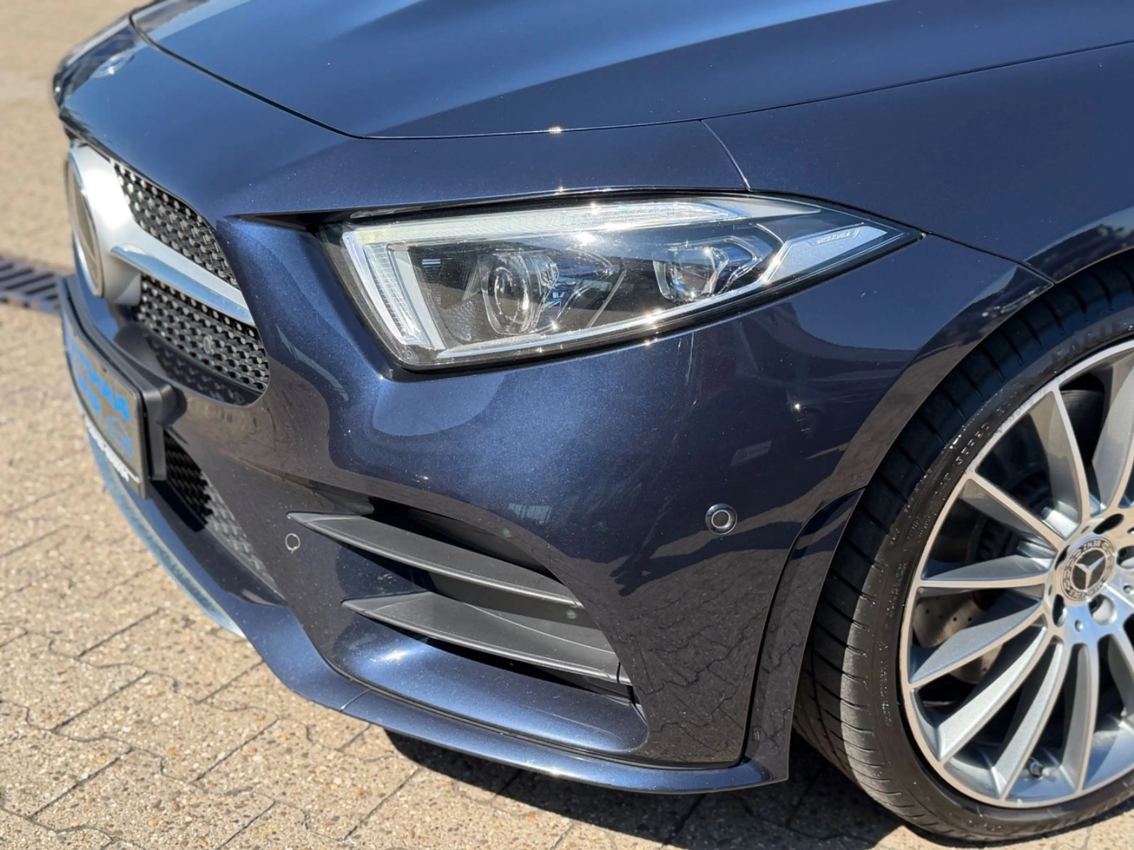 Mercedes-Benz CLS 400 d 4Matic AMG Line Burmester, 360° Kamera — photo 8
