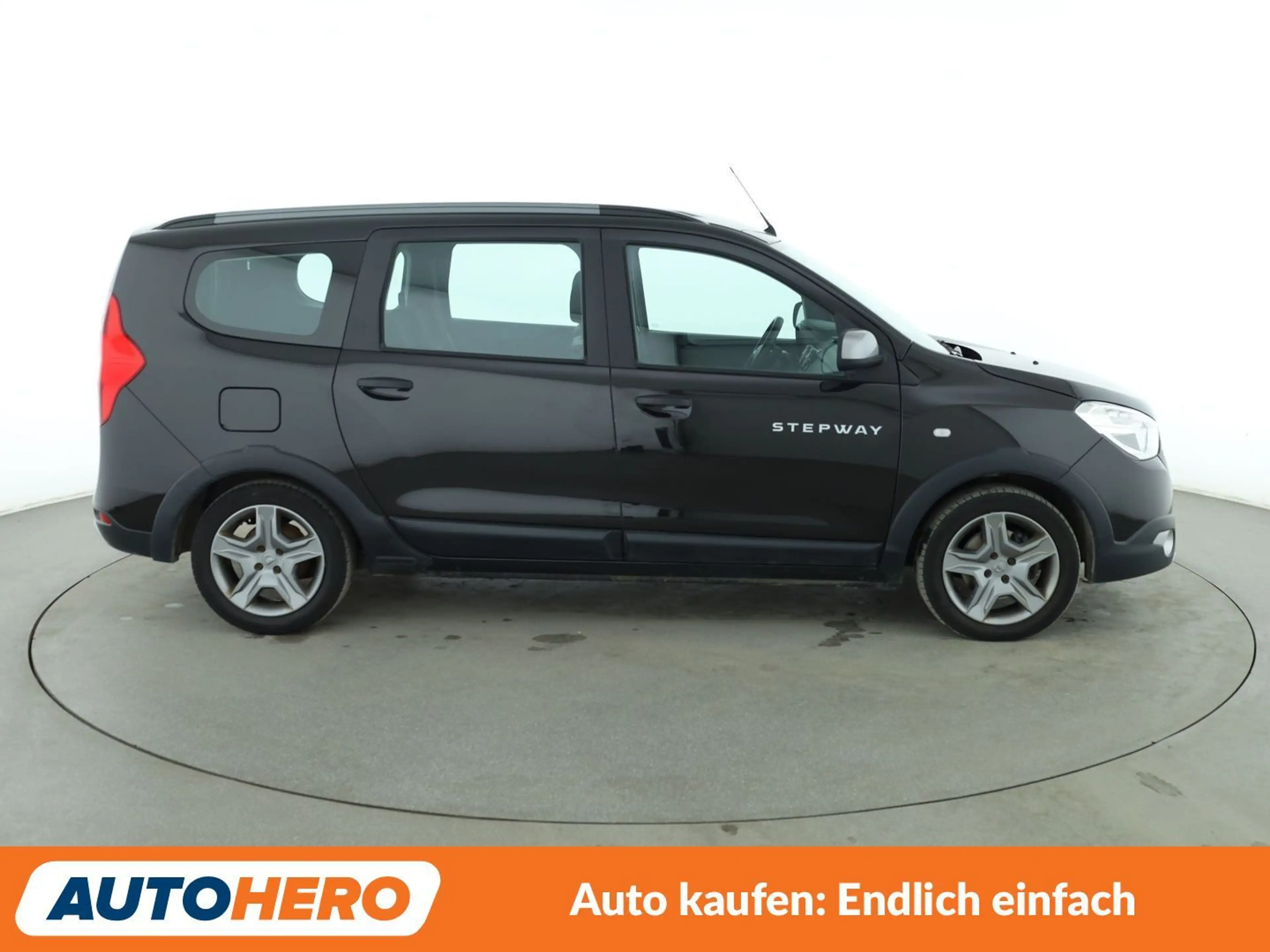 Dacia Lodgy 1.3 TCe Stepway *NAVI*TEMPO*PDC*SHZ*KLIMA* — photo 7